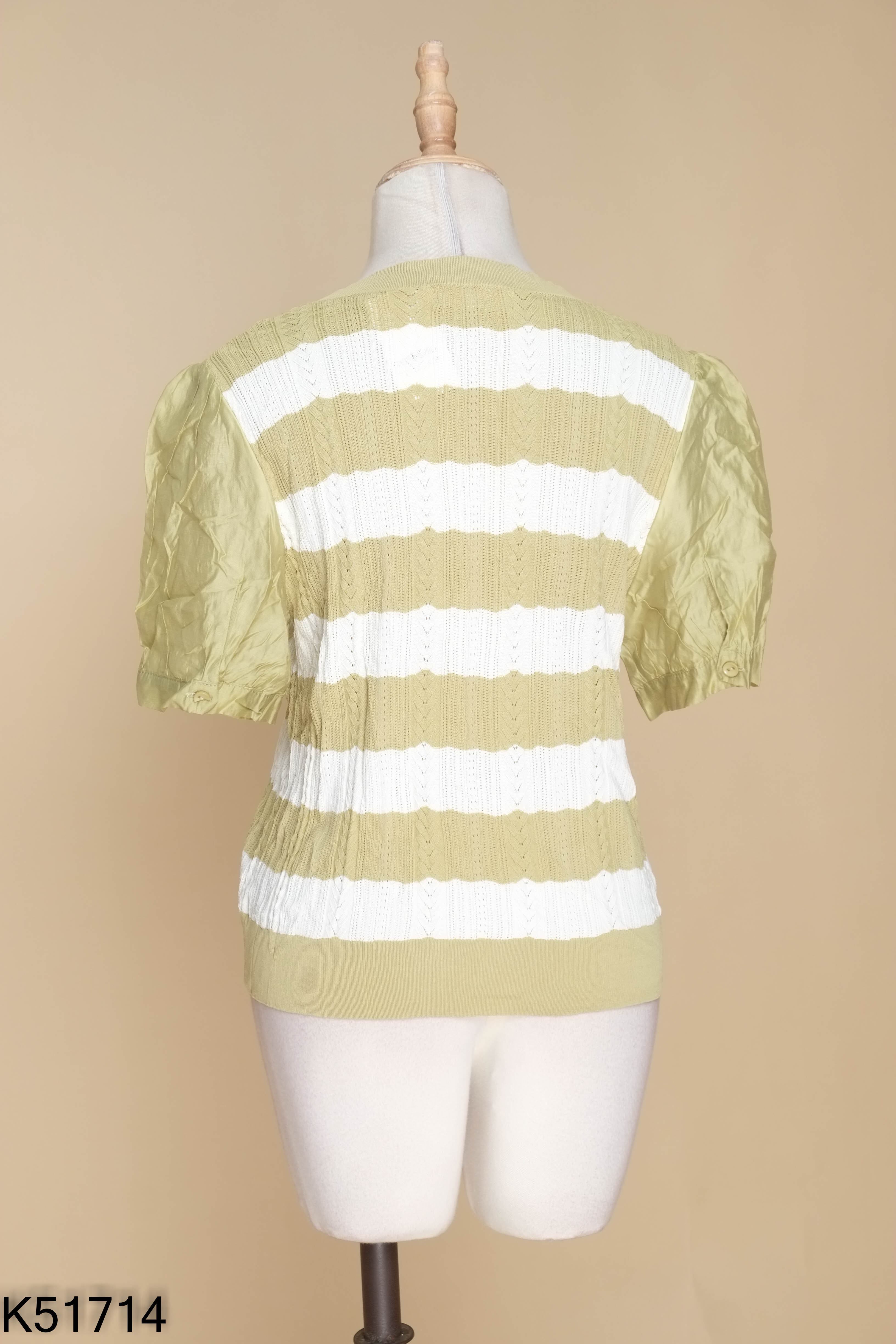 Áo cardigan ren xanh tay ngắn