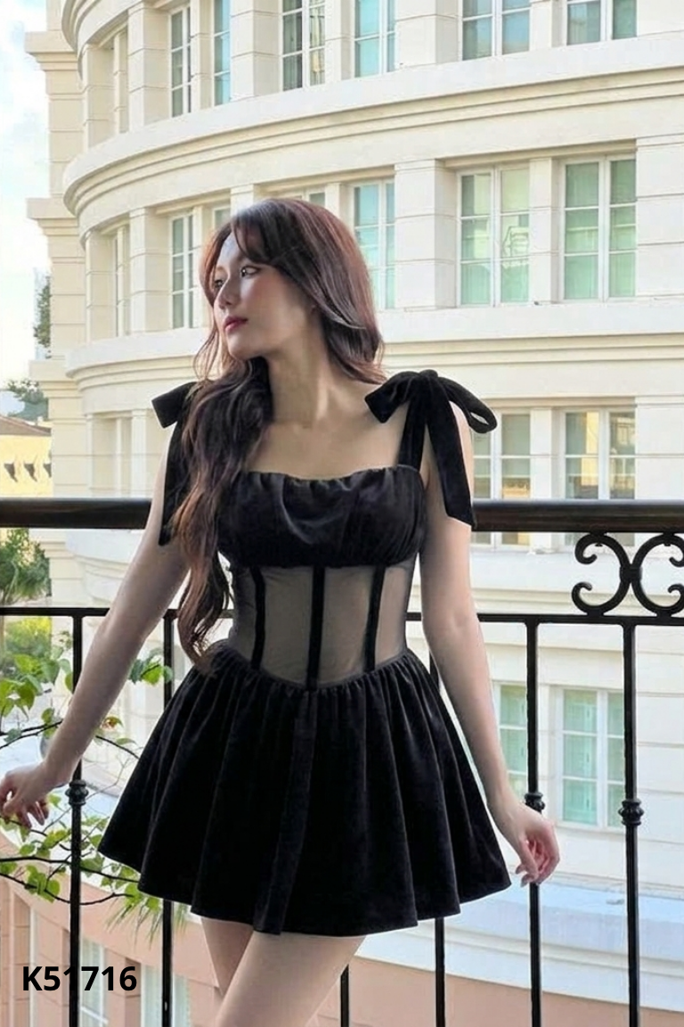 Váy đen nhung 2 dây