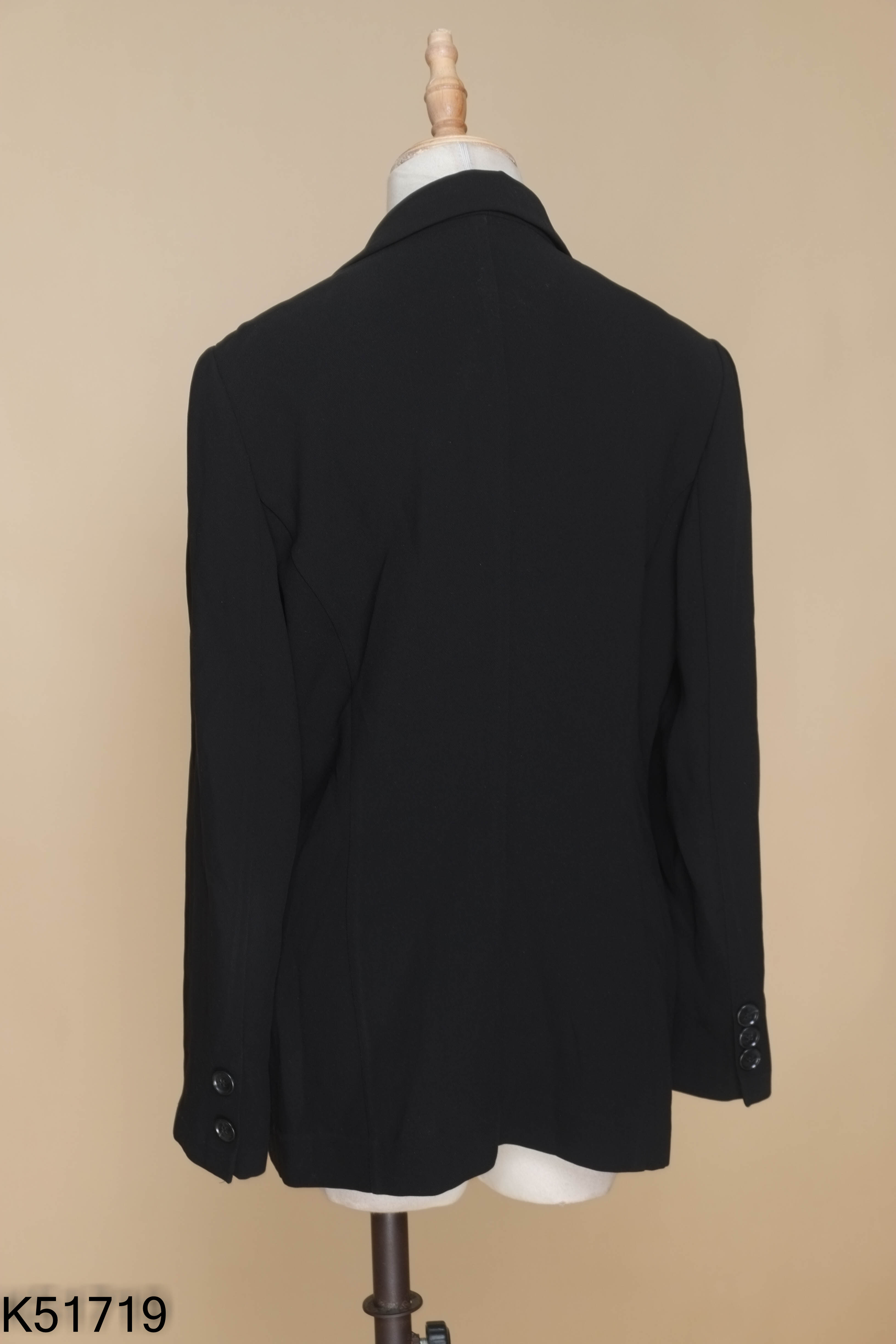 Áo khoác blazer đen LANCY