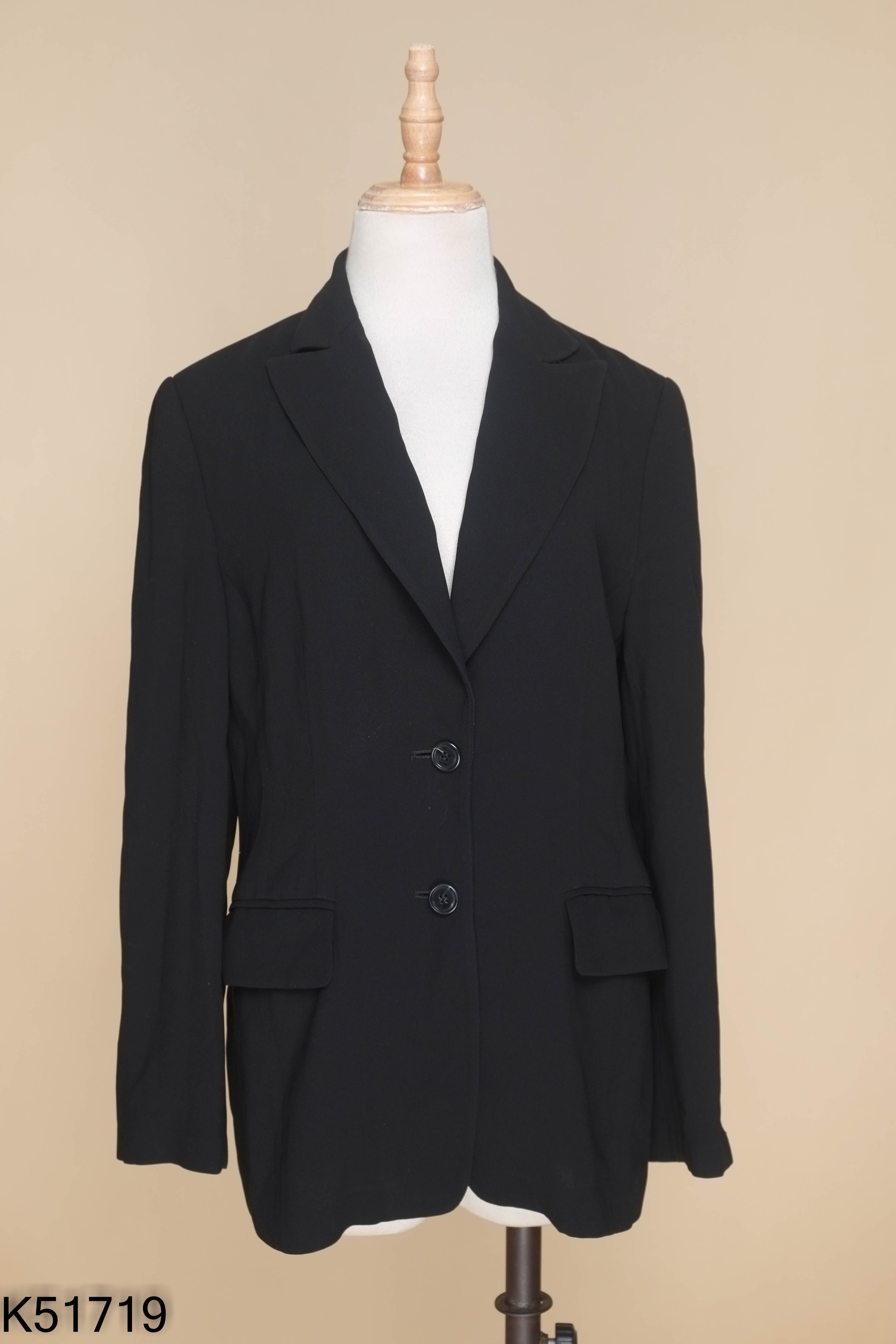 Áo khoác blazer đen LANCY