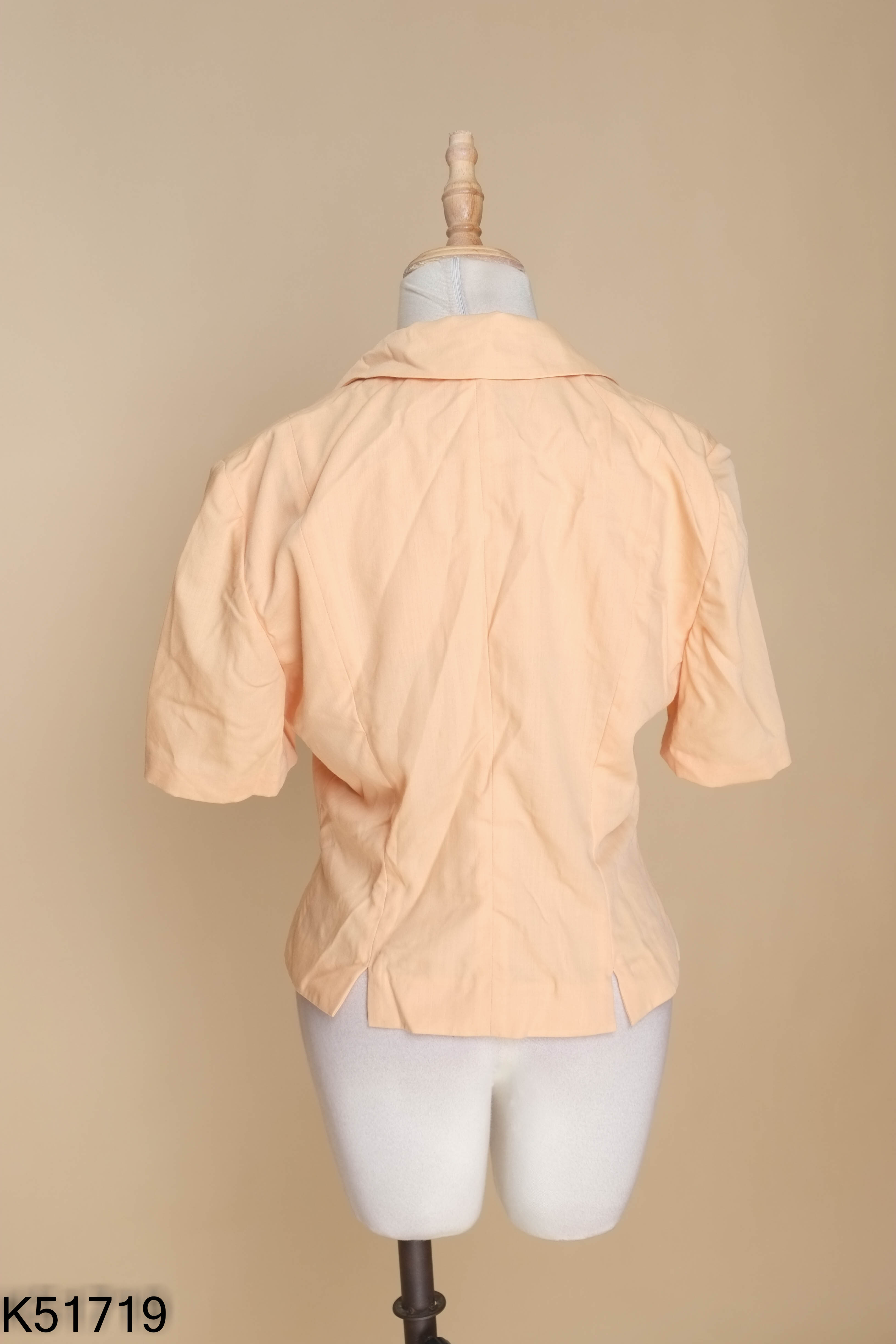 Áo blazer cam ngắn tay