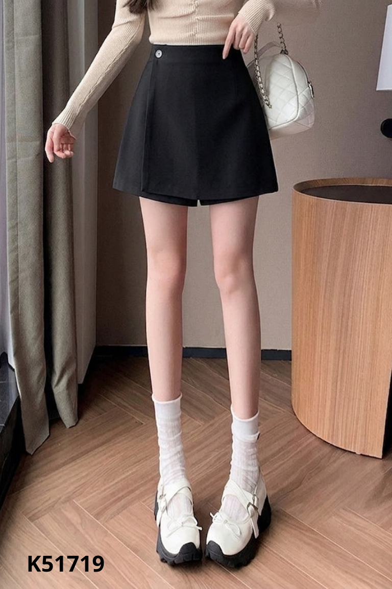Quần shorts đen Y.SING