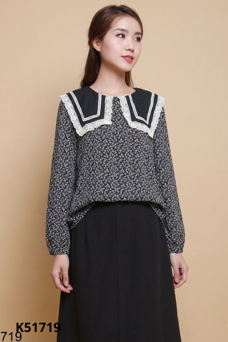 Set đen áo hoa nhí+váy yếm