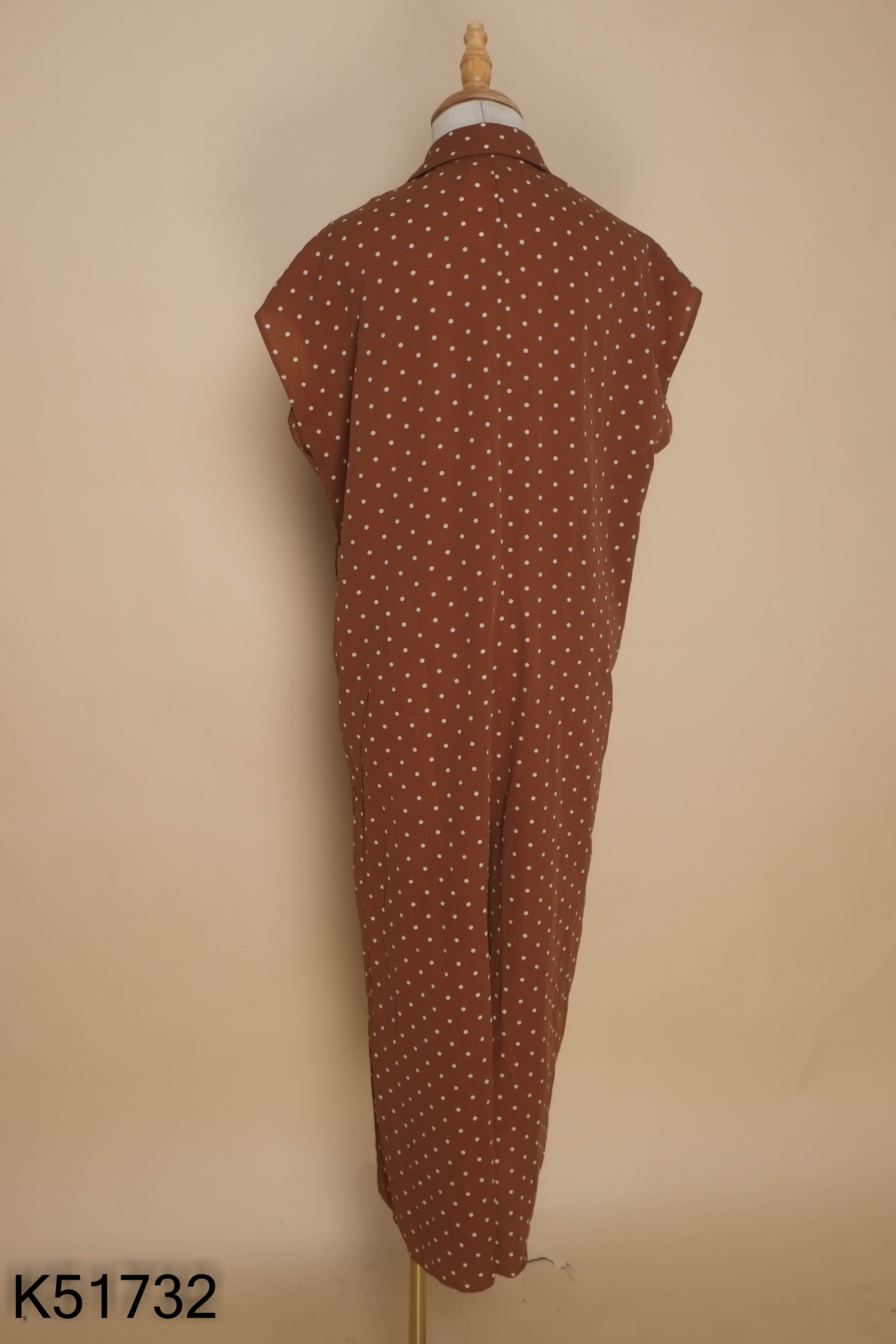 Jumpsuit nâu chấm bi