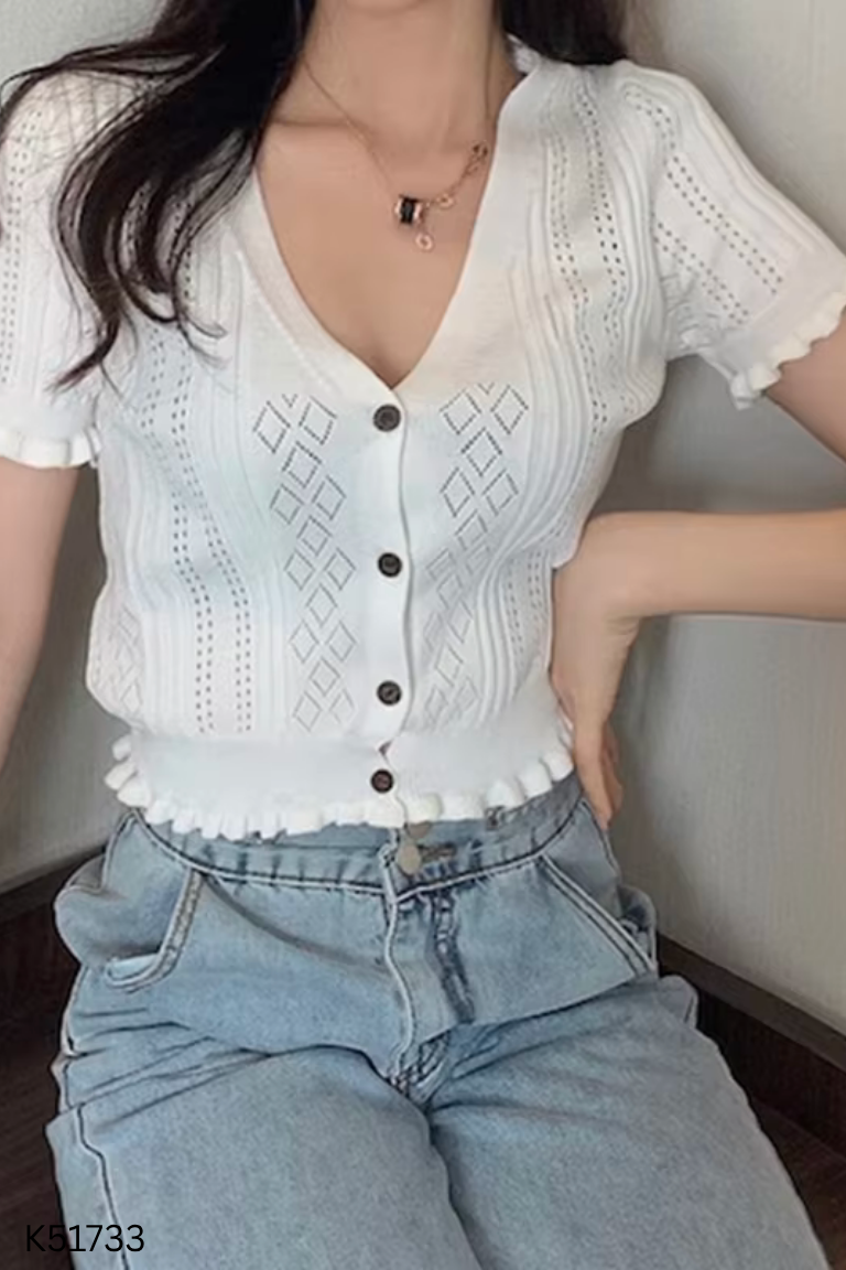 Áo len dệt kim trắng