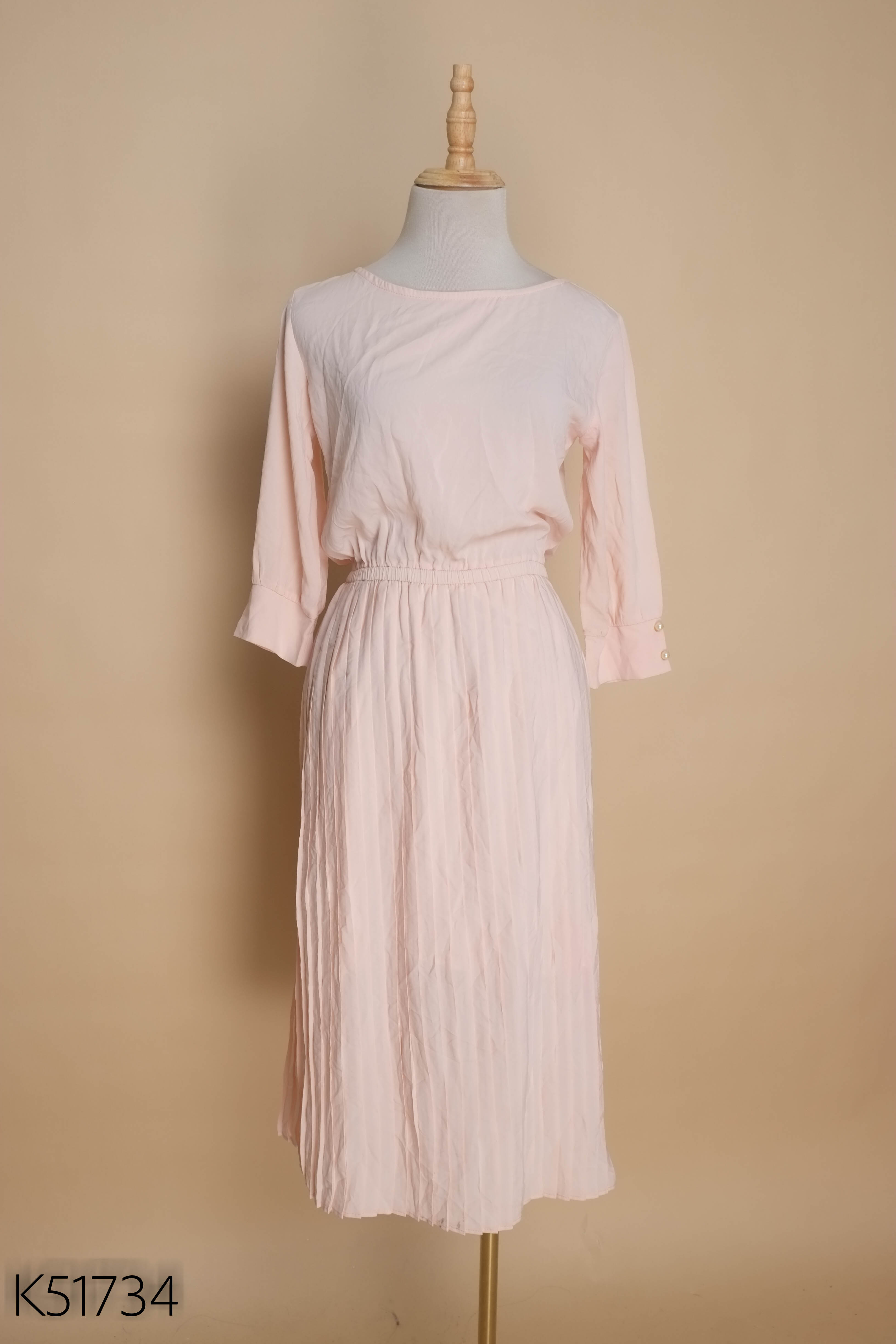 NEWTAG Váy hồng MADEBYPHUONG dập li