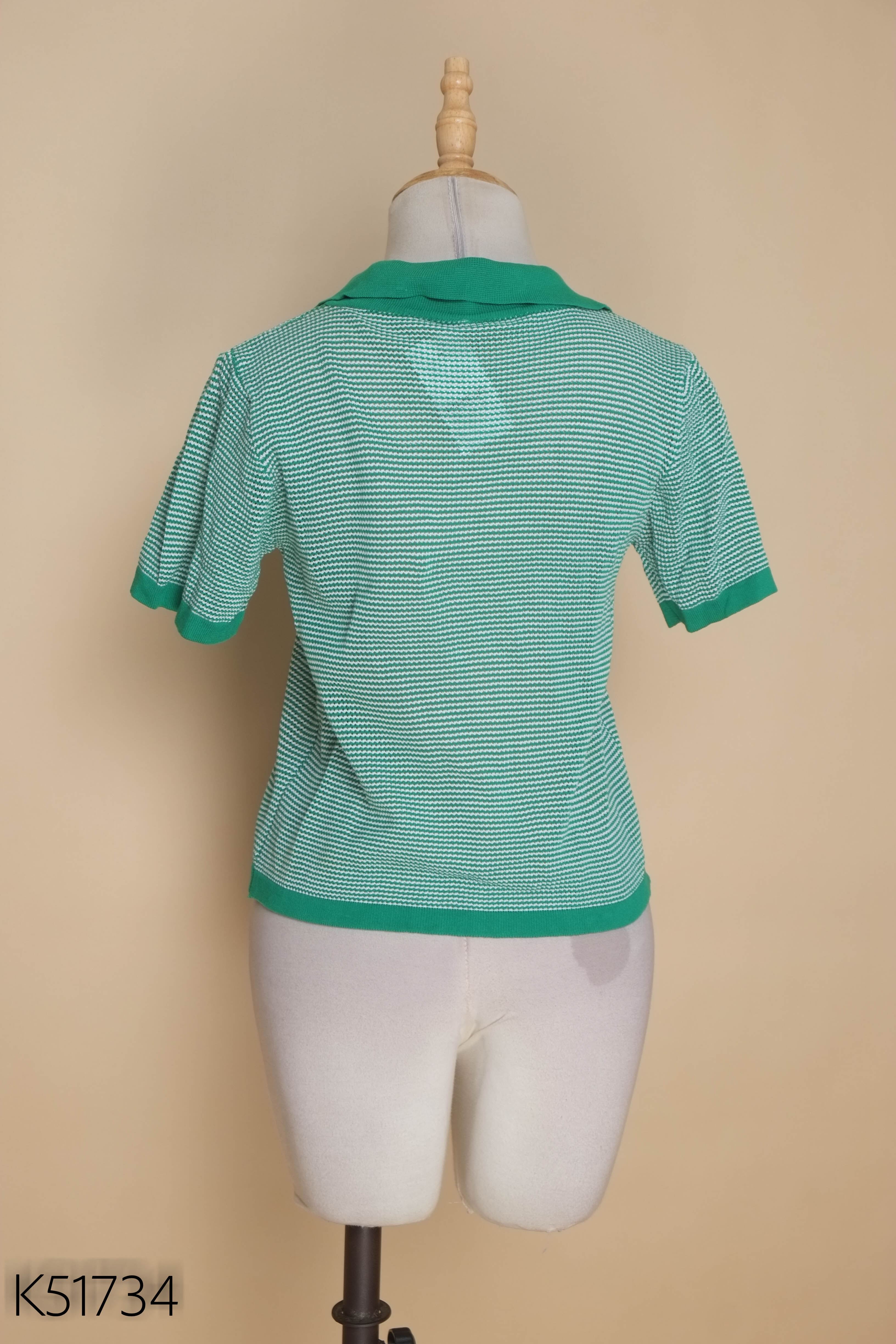 Áo xanh polo lưới pha trắng