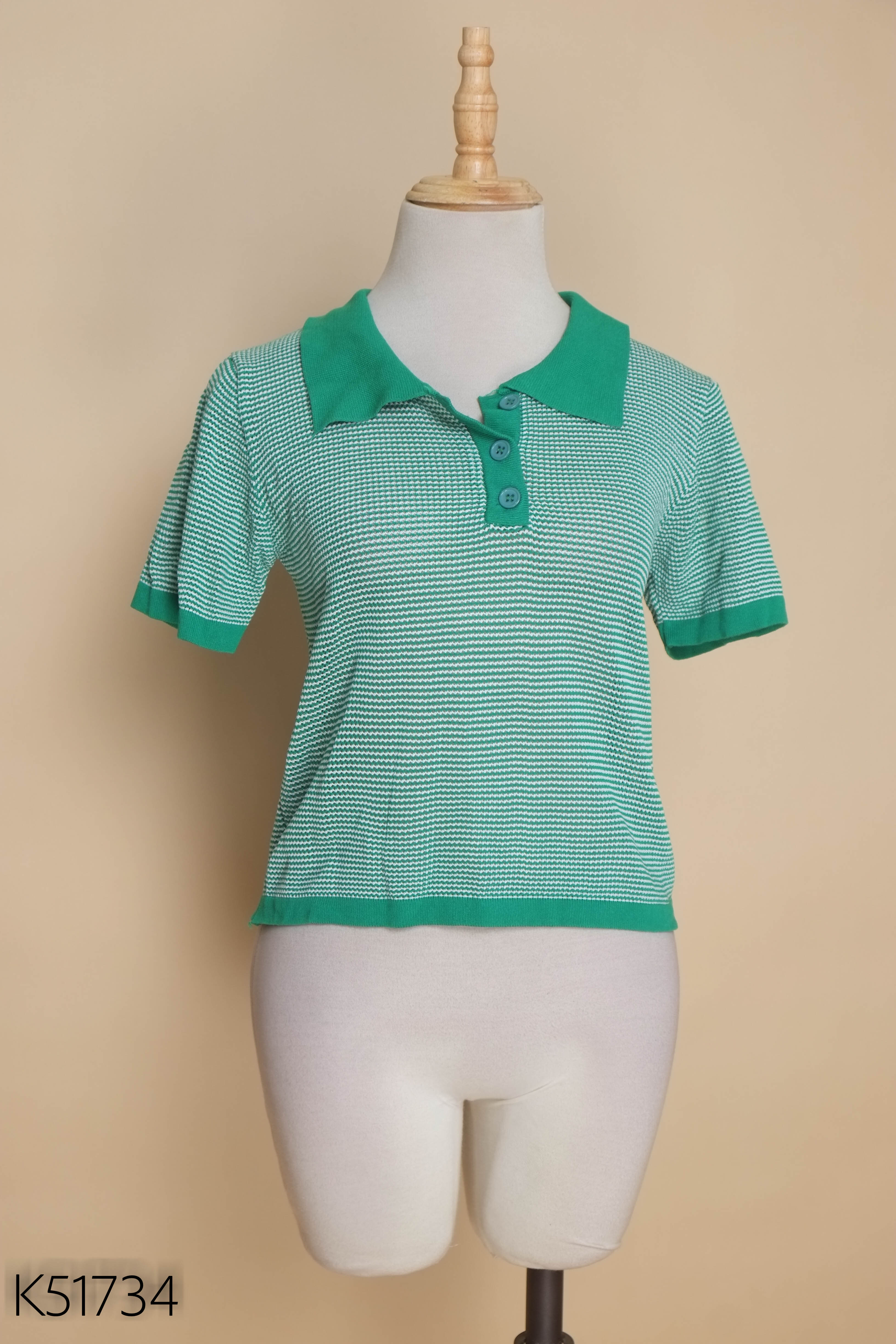 Áo xanh polo lưới pha trắng