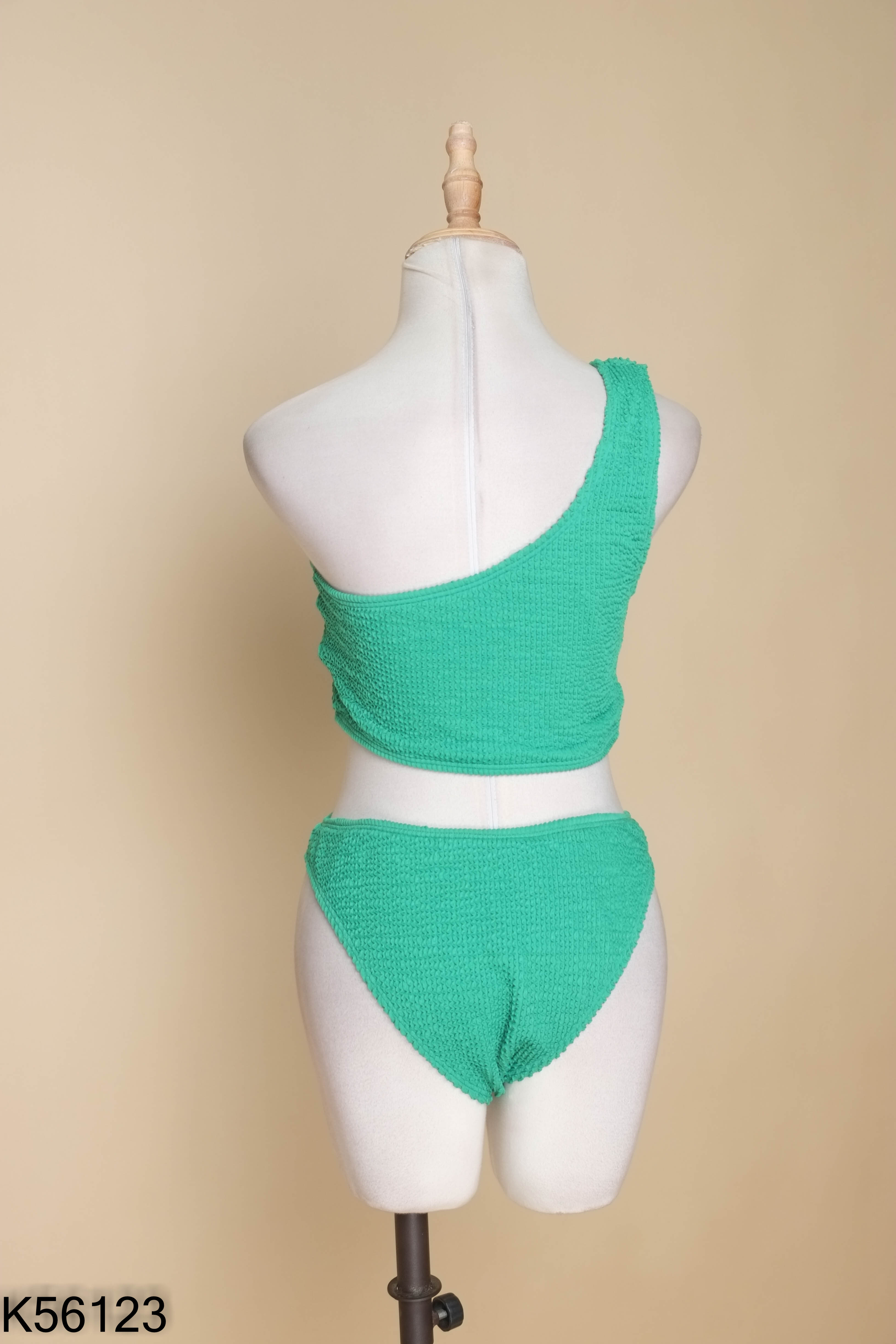 Set bikini xanh lá