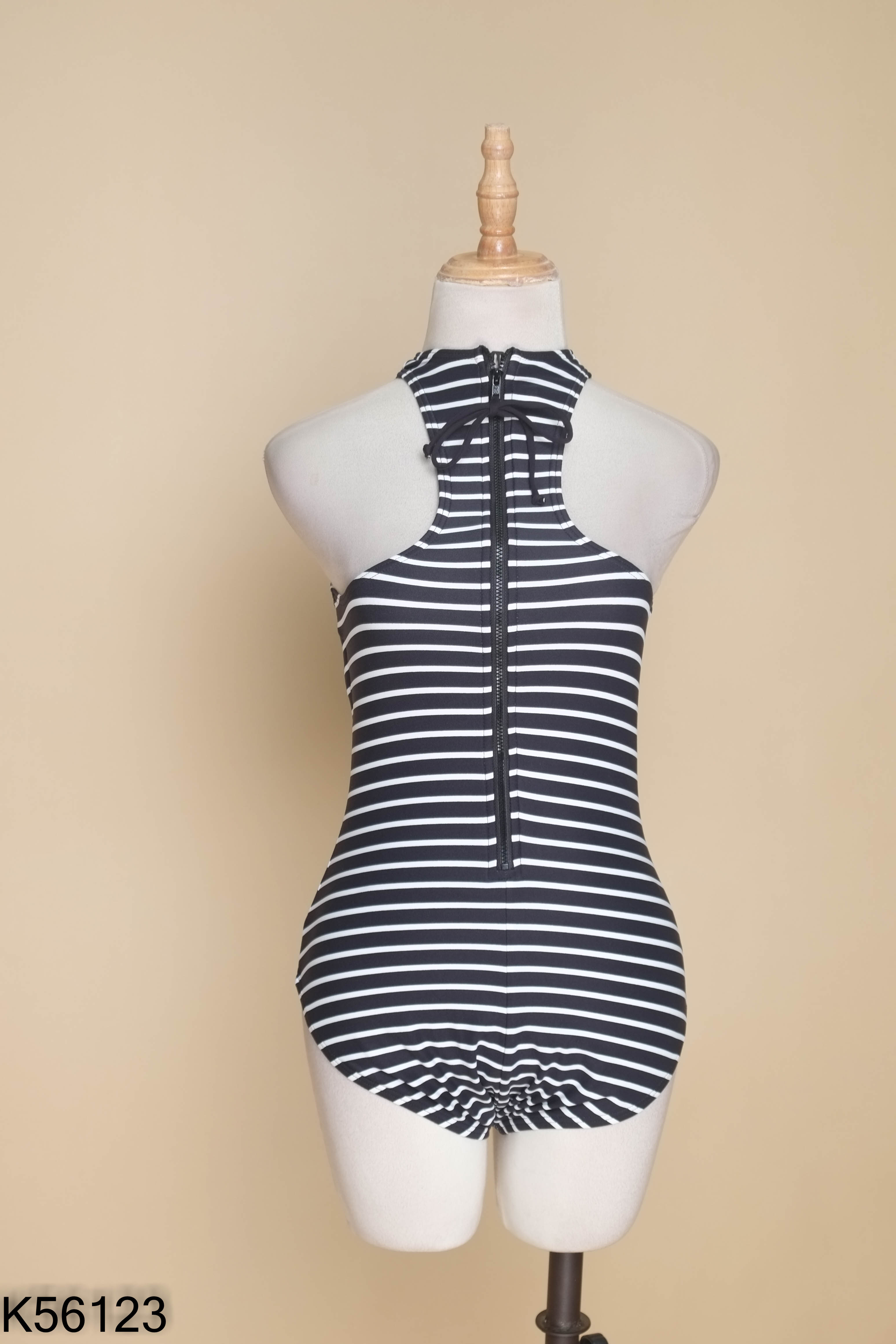 NEWTAG Bikini GAP đen sọc trắng