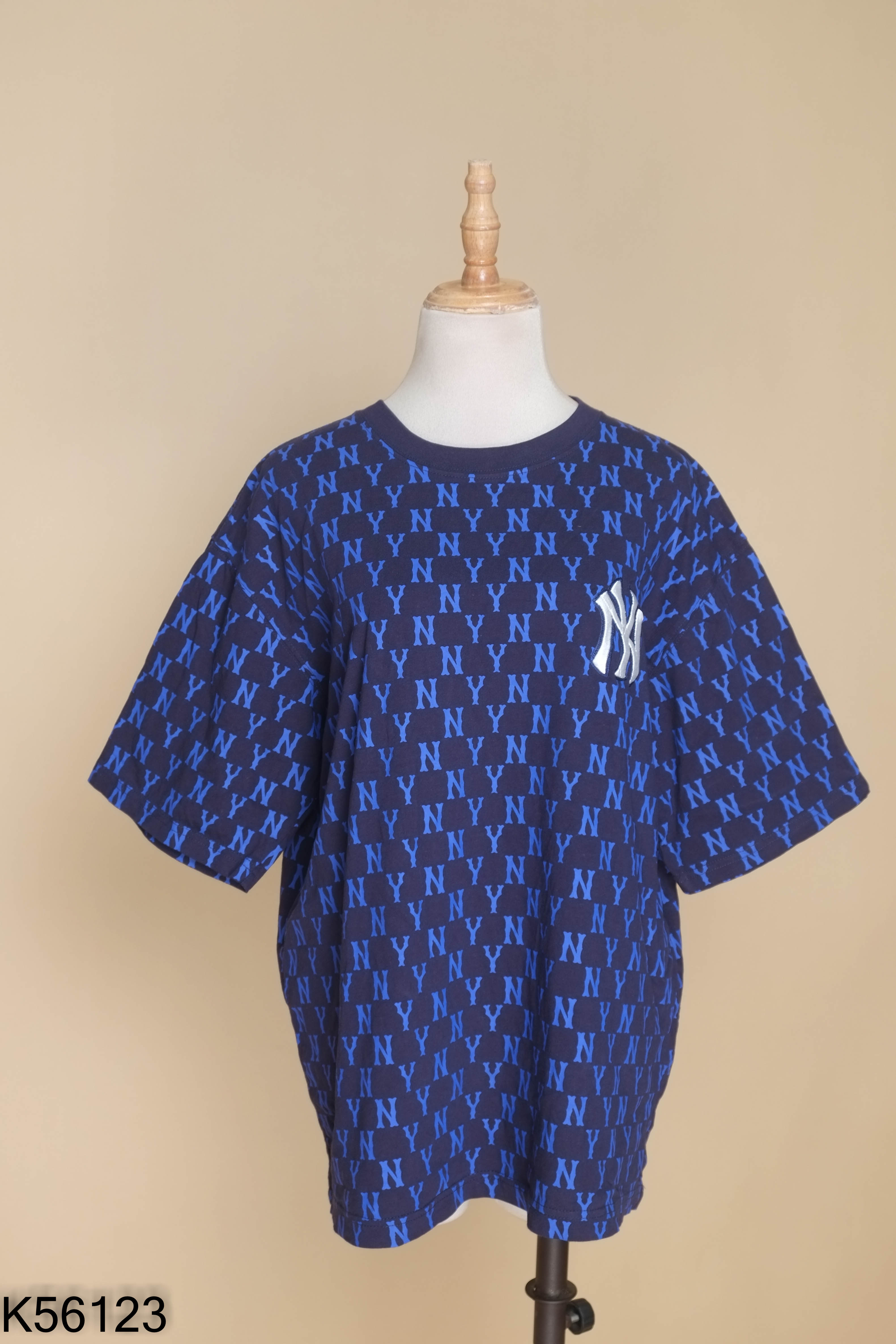 Áo MLB xanh than họa tiết