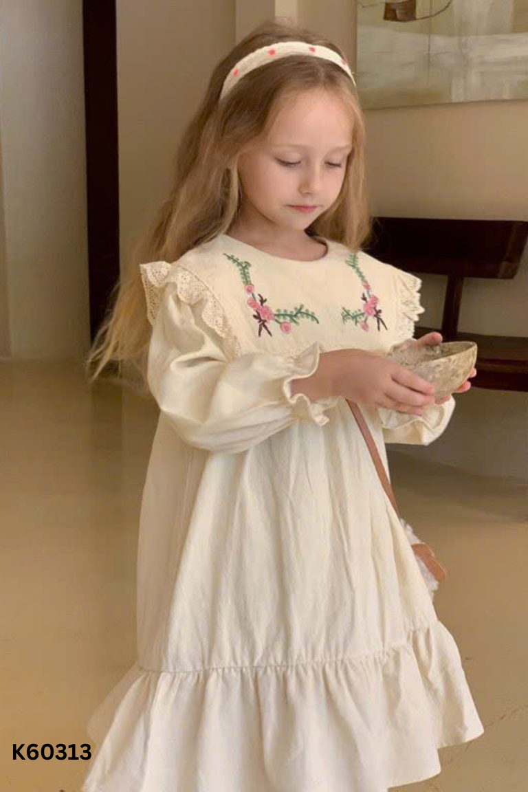 Váy be thêu hoa KIDS