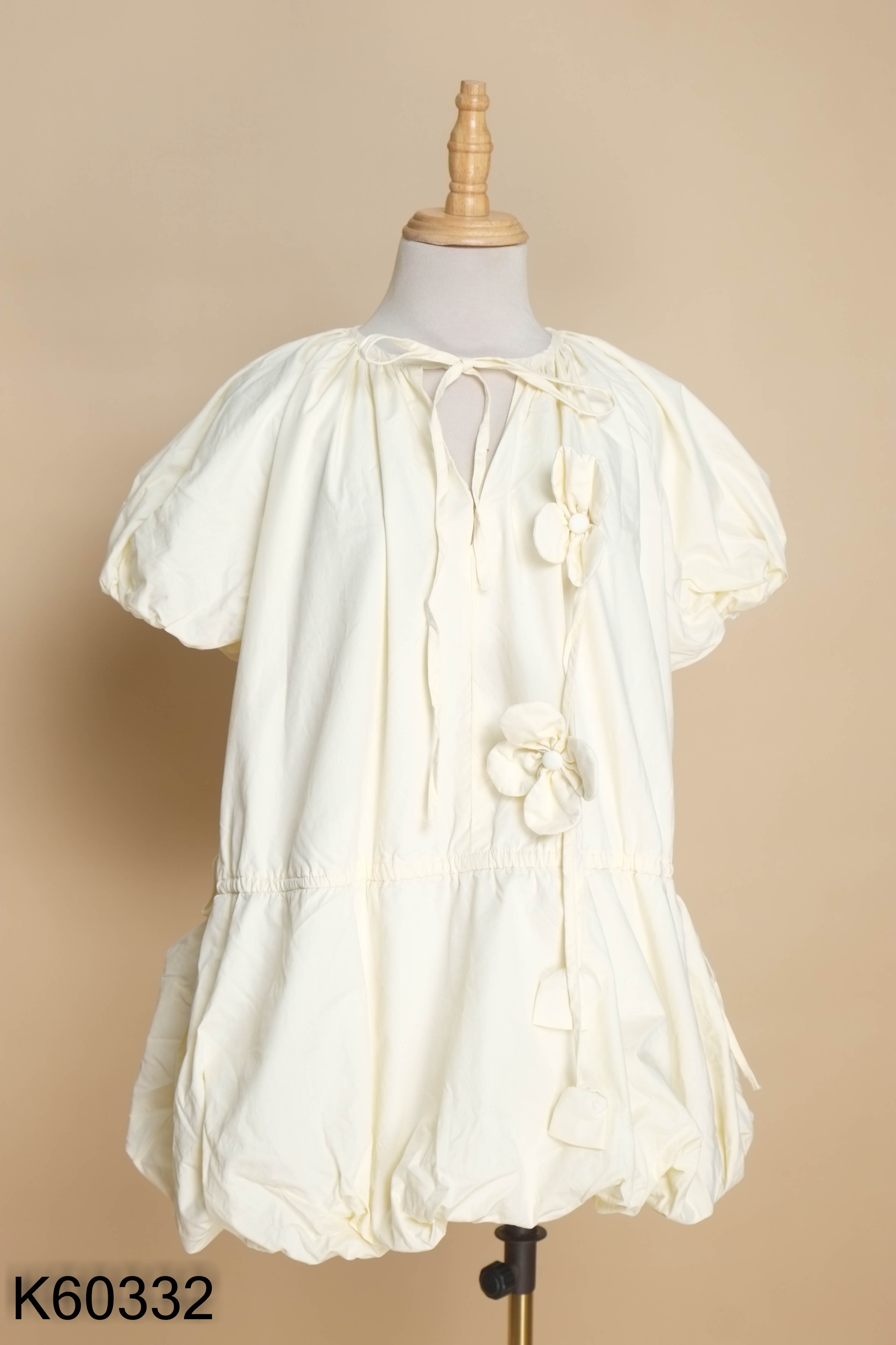 Váy bồng vàng TY CLOTHING đính hoa+quần