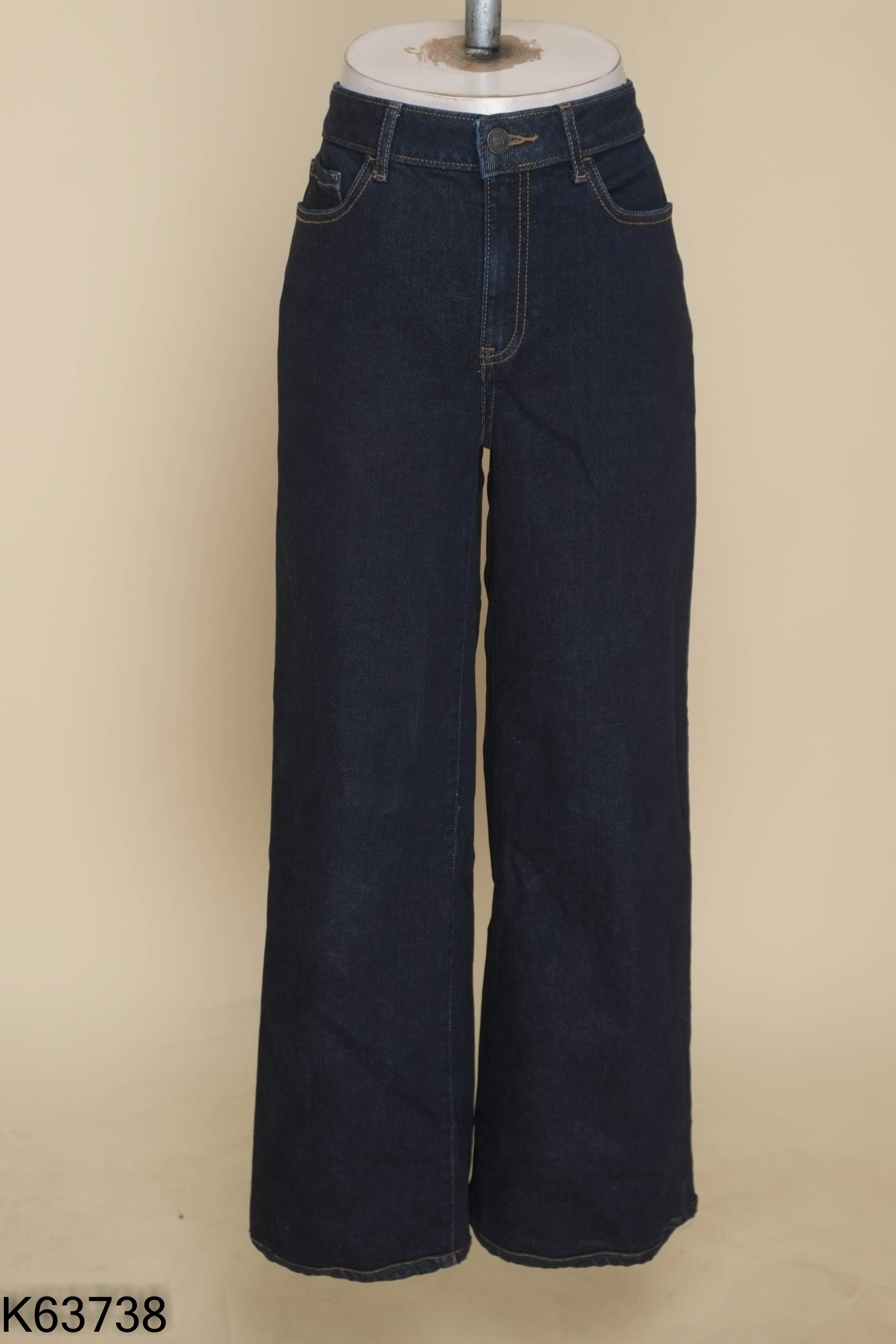 Quần jeans xanh suông RW&CO
