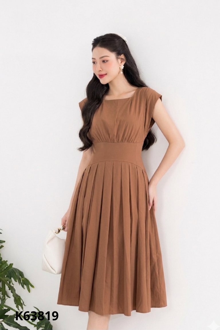 Váy nâu trơn sát nách gấp ly