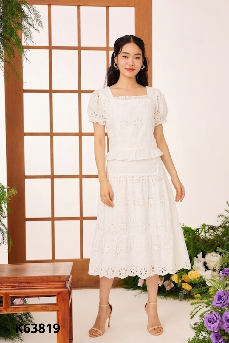 Set Áo be họa tiết ren hoa + Chân váy