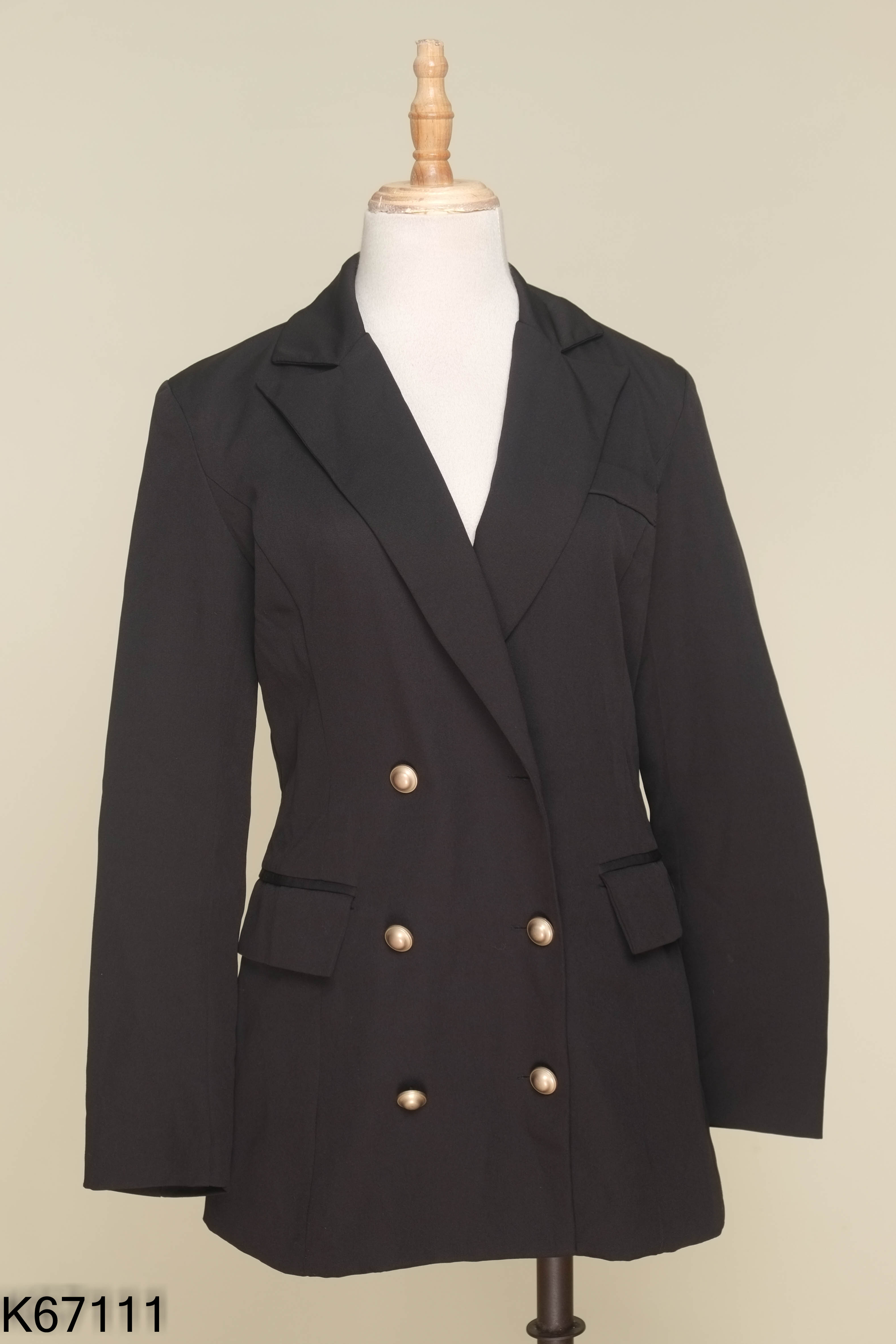Áo khoác blazers đen phối cúc 2 hàng