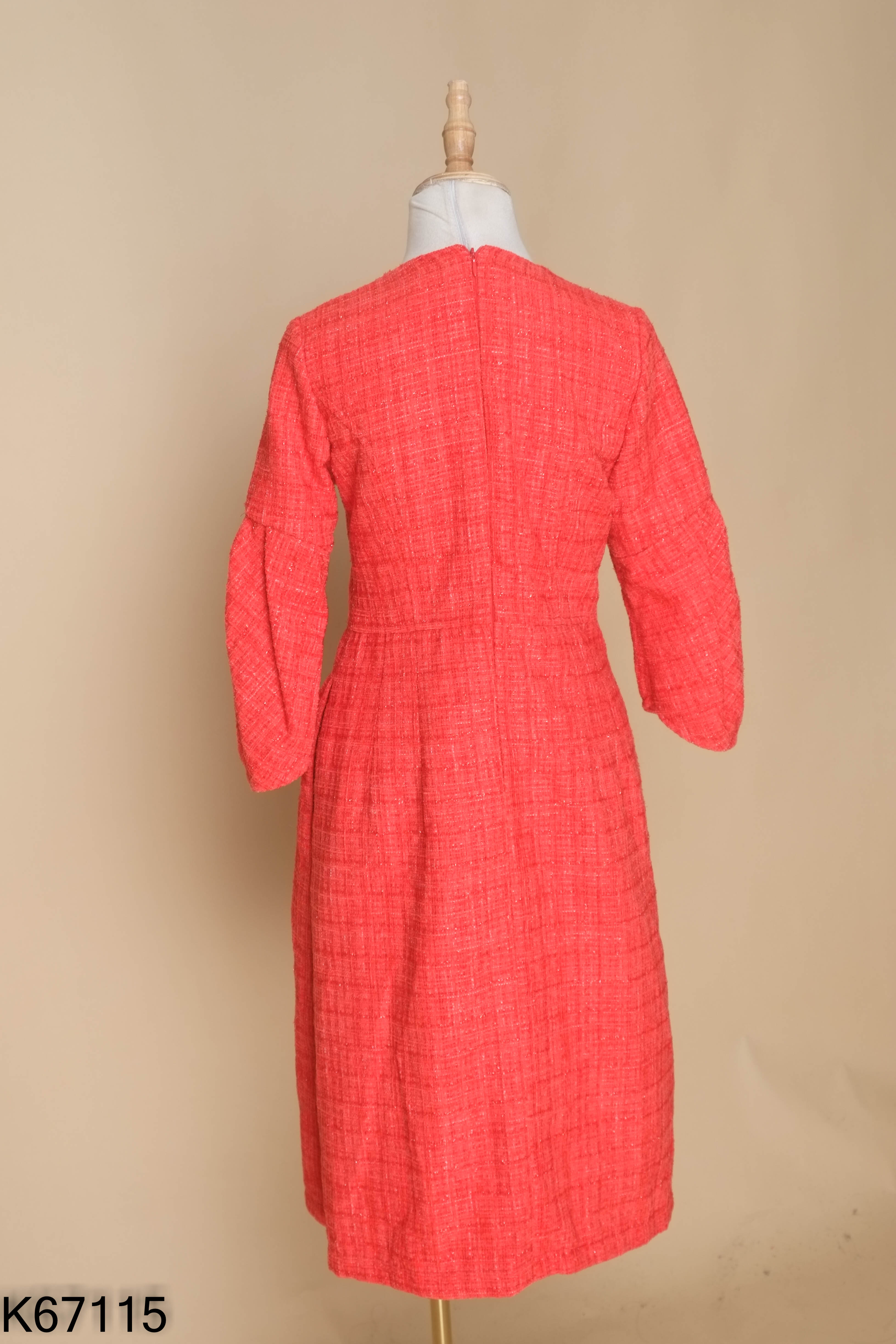 Váy dạ tweed đỏ ánh nhũ