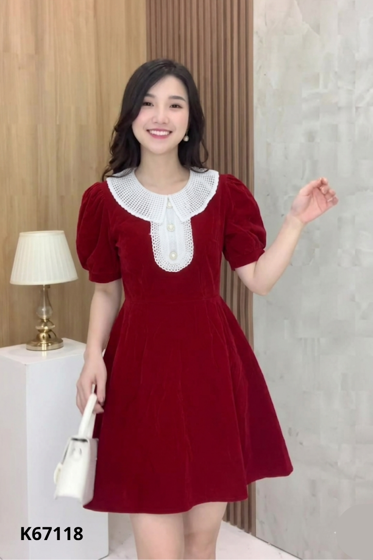 Váy nhung đỏ trơn phối cổ trắng