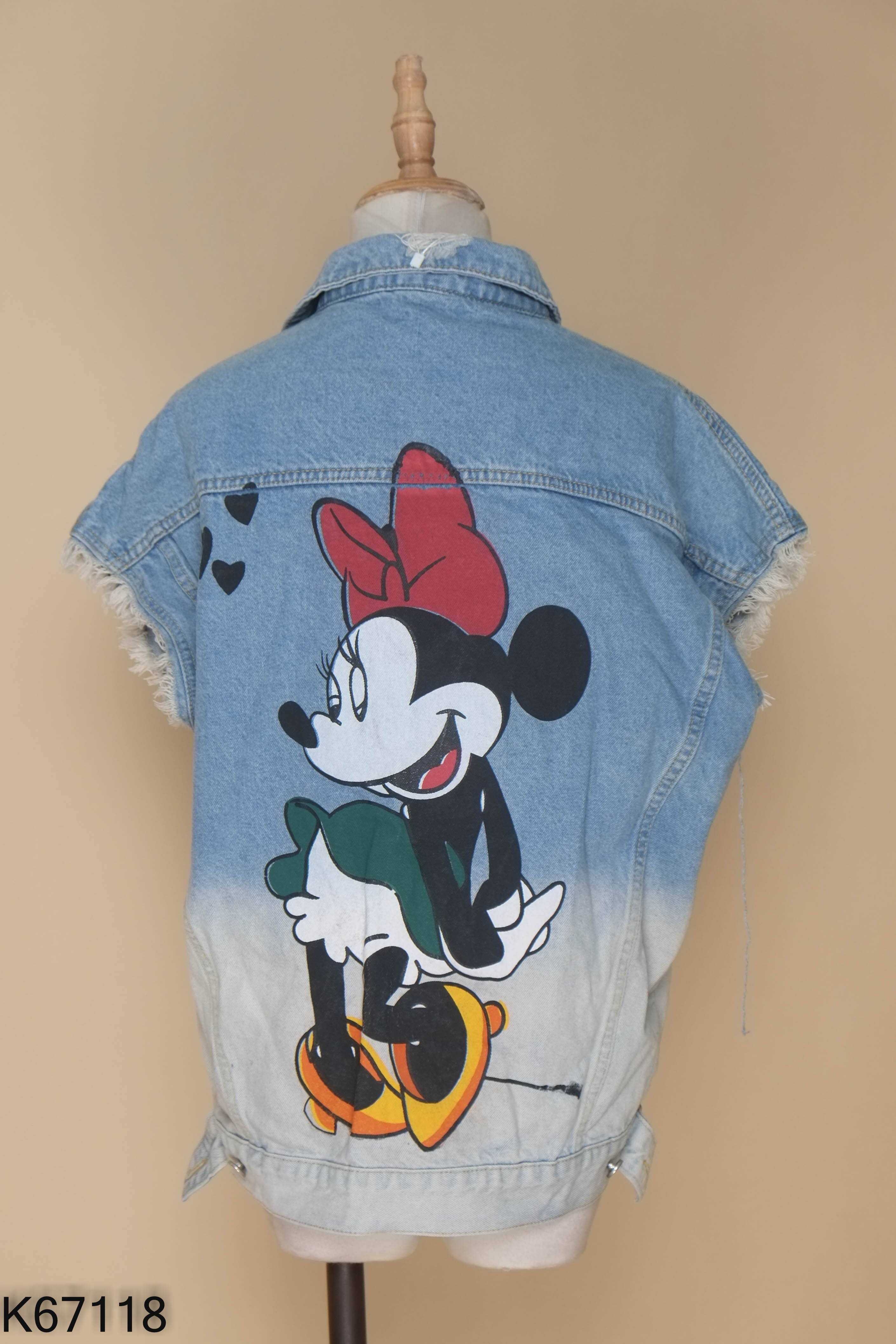 Áo khoác gile jeans xanh họa tiết mickey