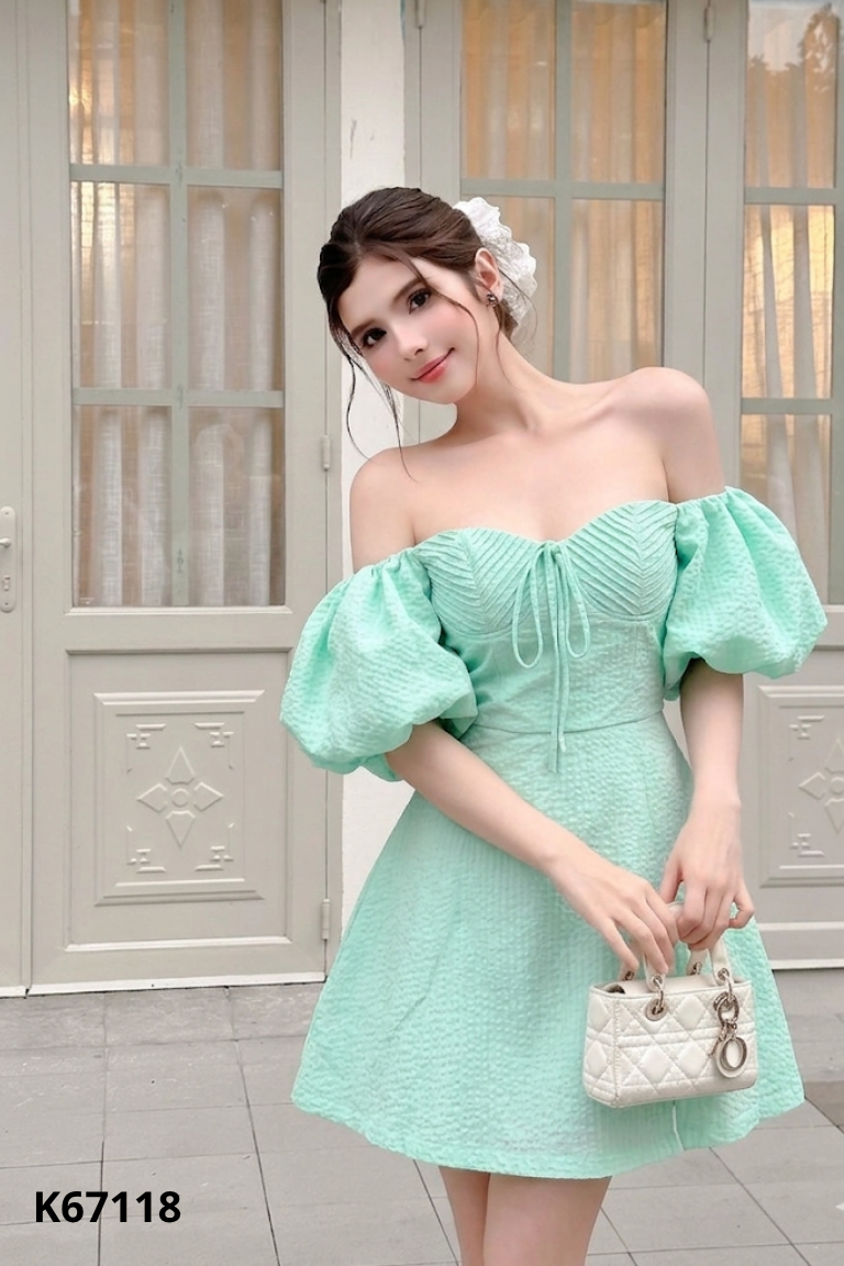 Váy xanh trễ vai tay bồng