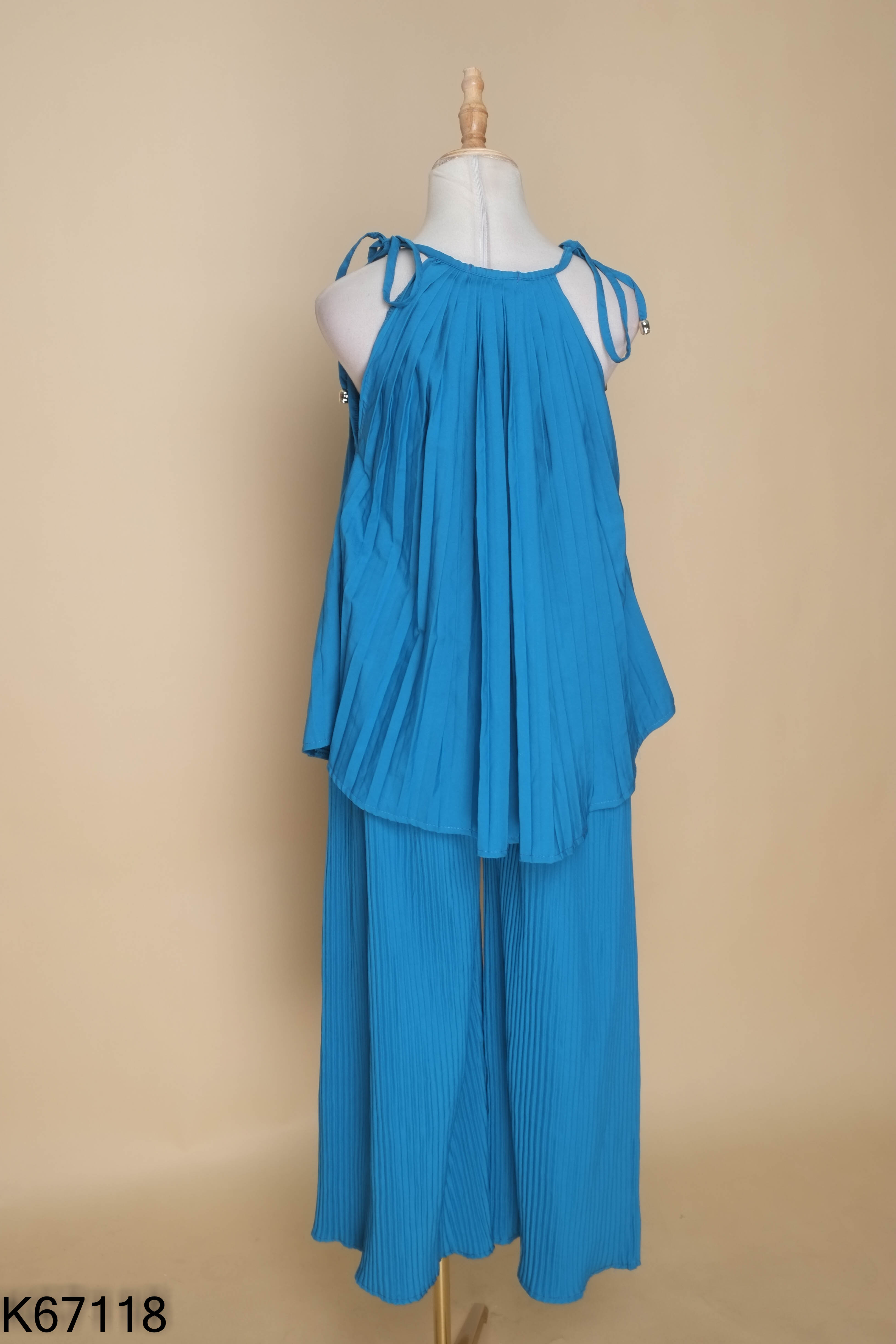 Set xanh xếp li+quần YUTENG