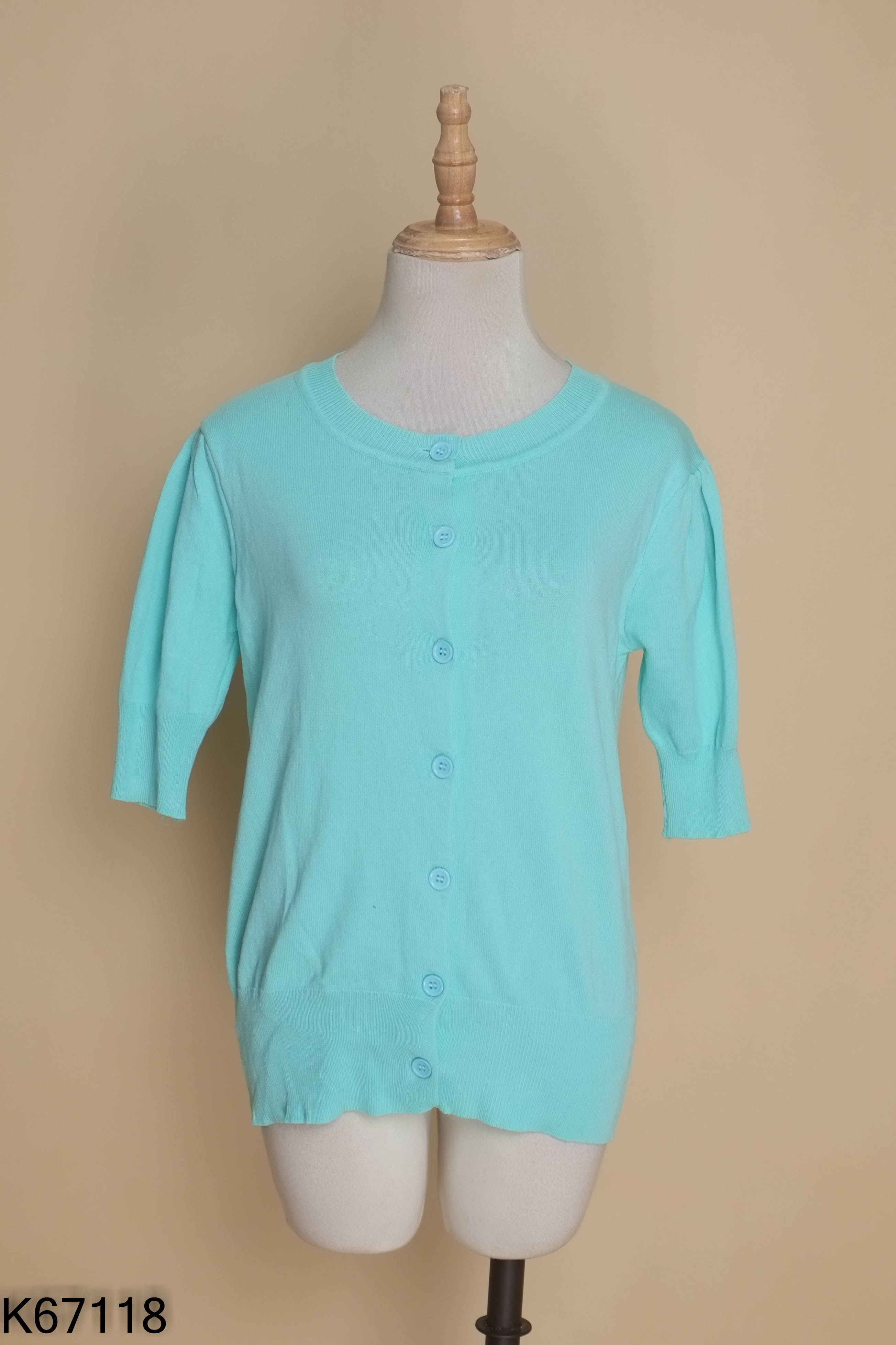 Áo cardigan xanh mỏng cộc tay