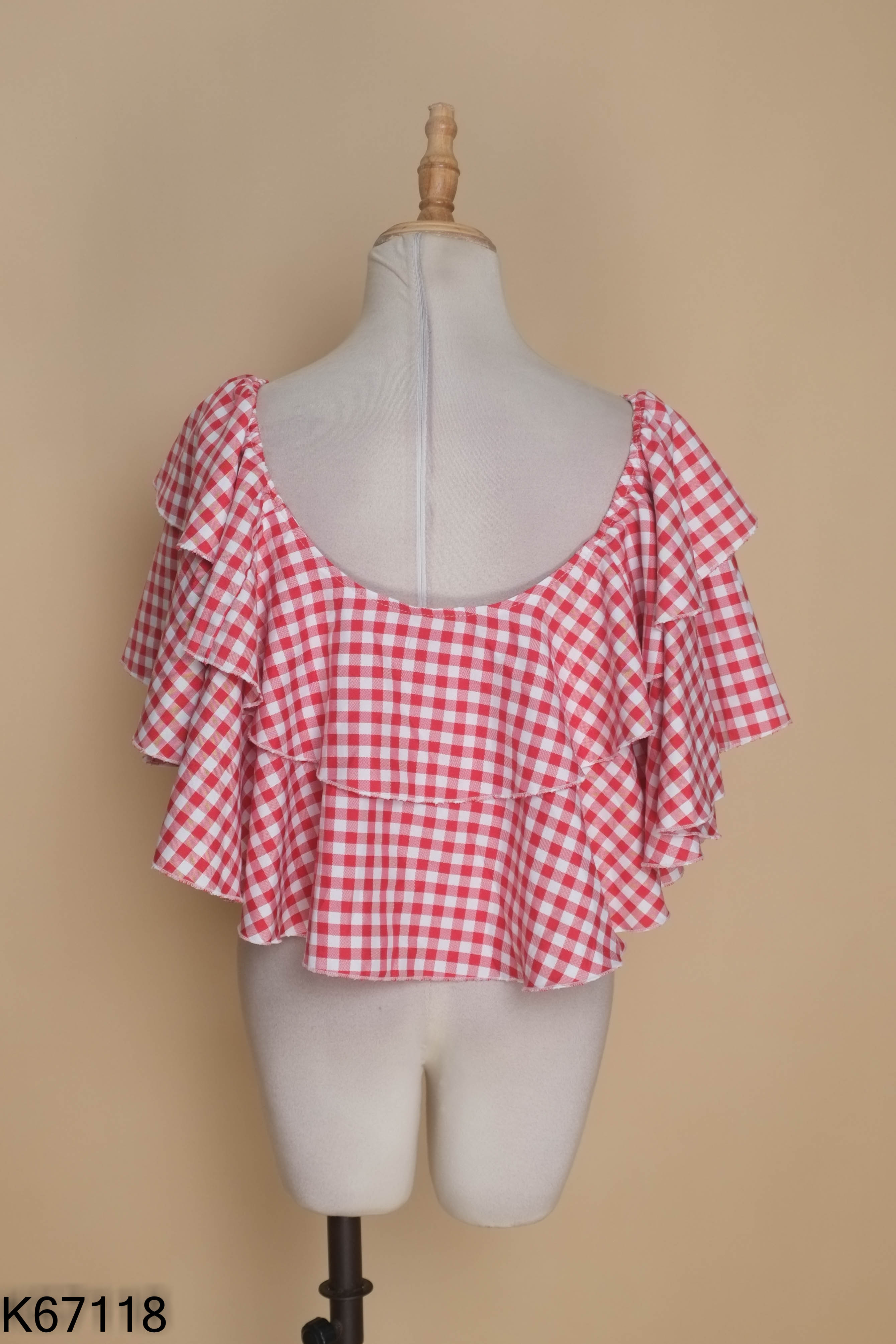 Áo croptop đỏ trắng caro phối tay dơi