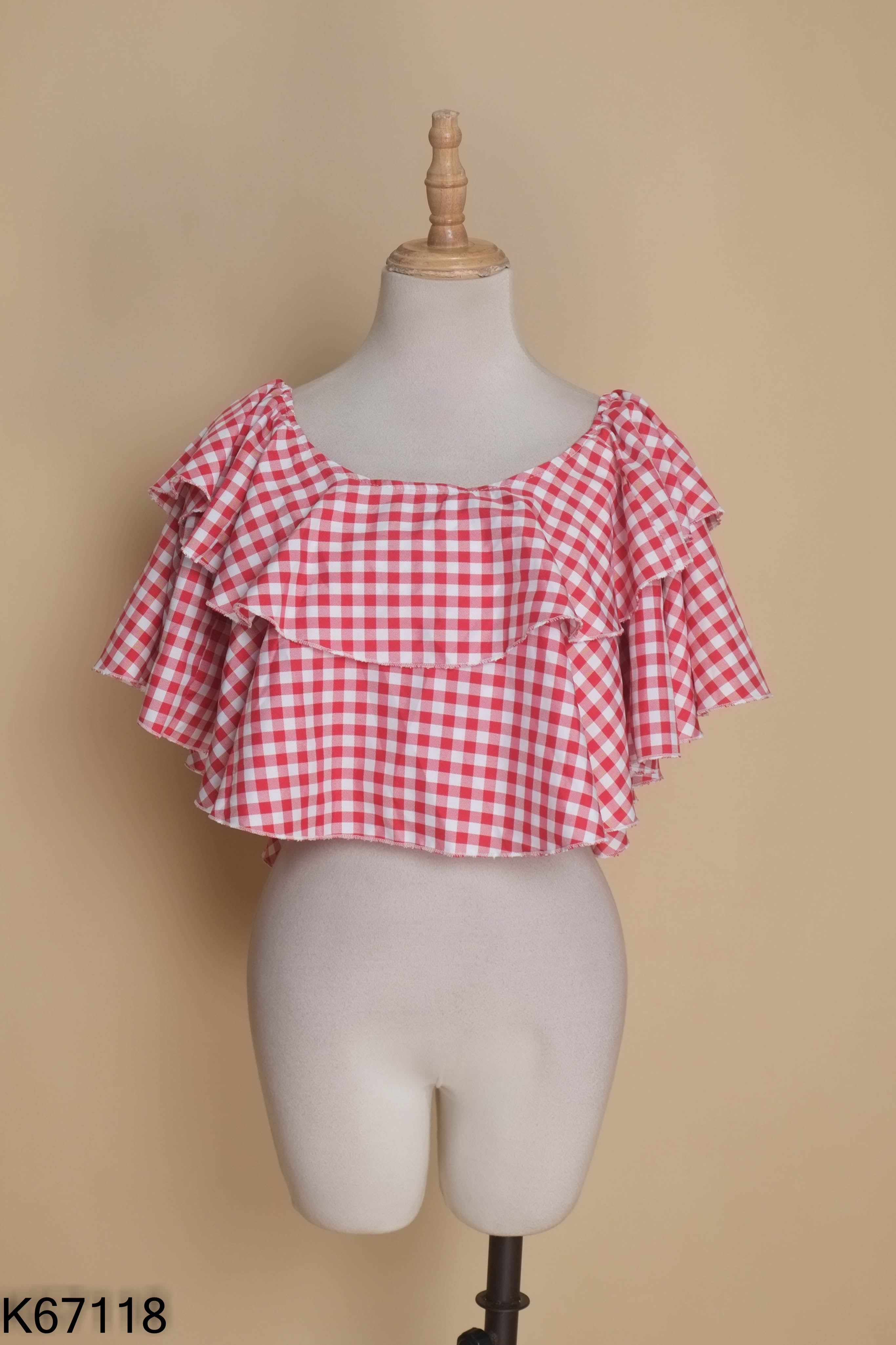 Áo croptop đỏ trắng caro phối tay dơi