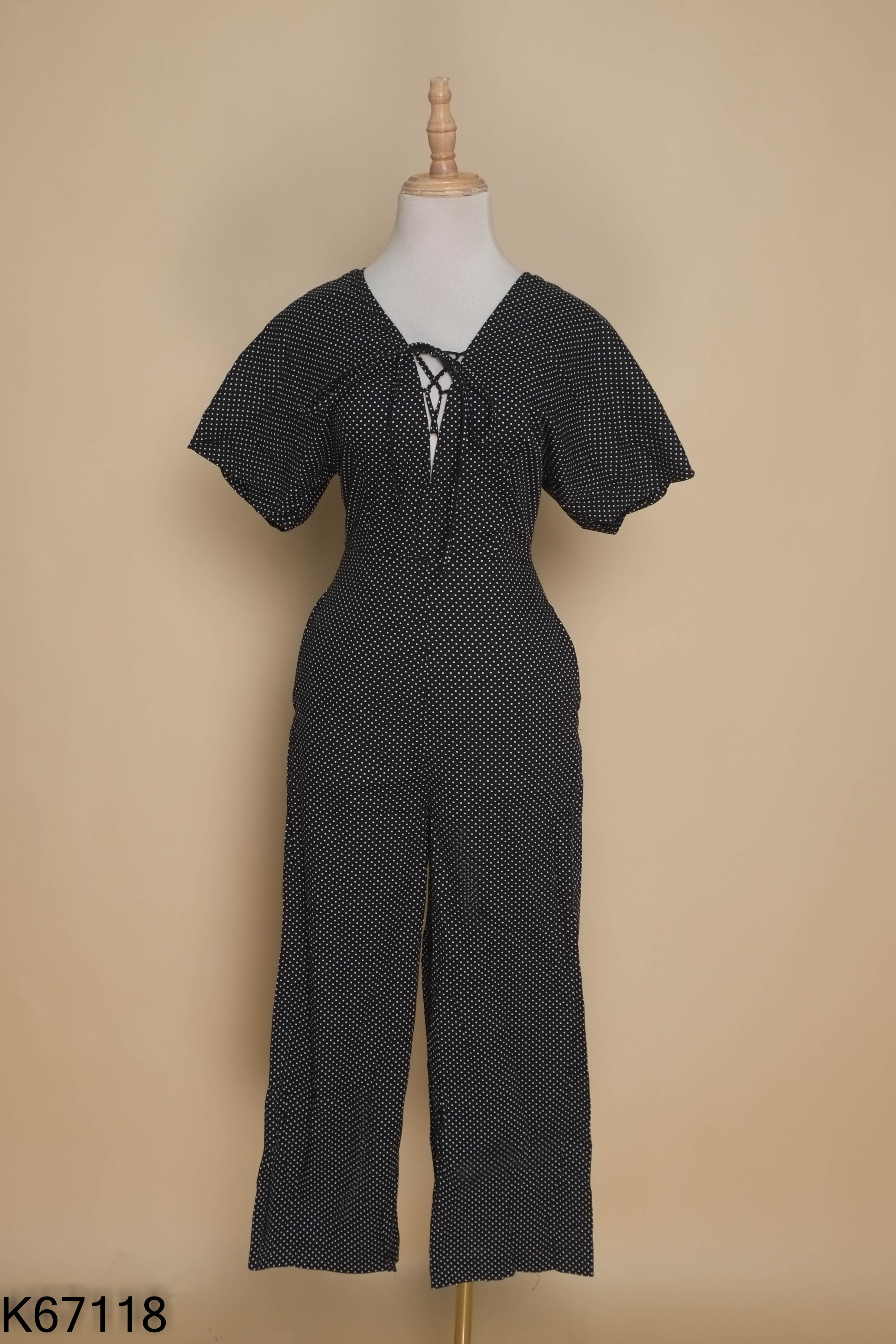 Jumpsuit đen chấm bi ME BY SANDY phối ngực
