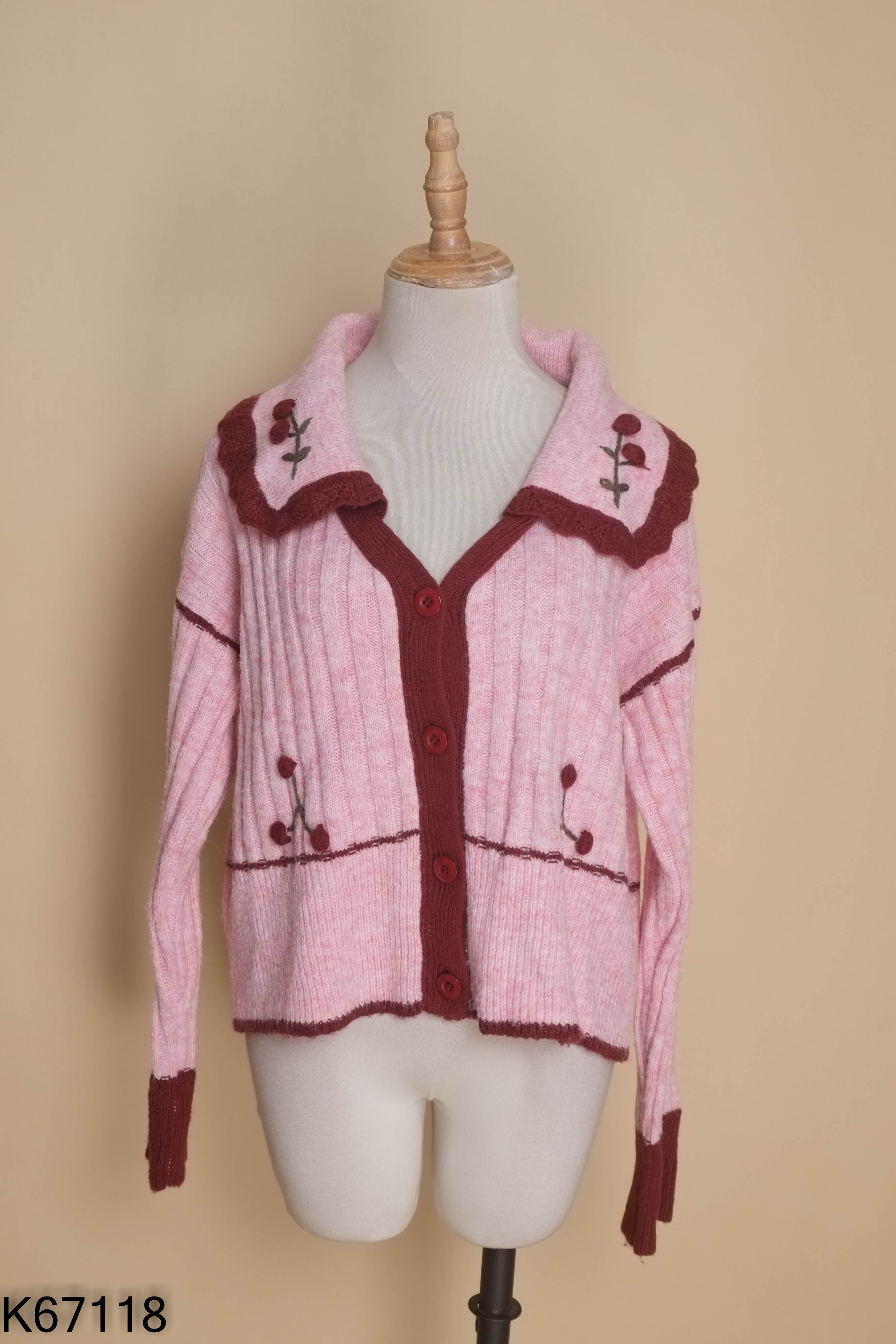 Áo cardigans hồng cổ bèo viền đỏ