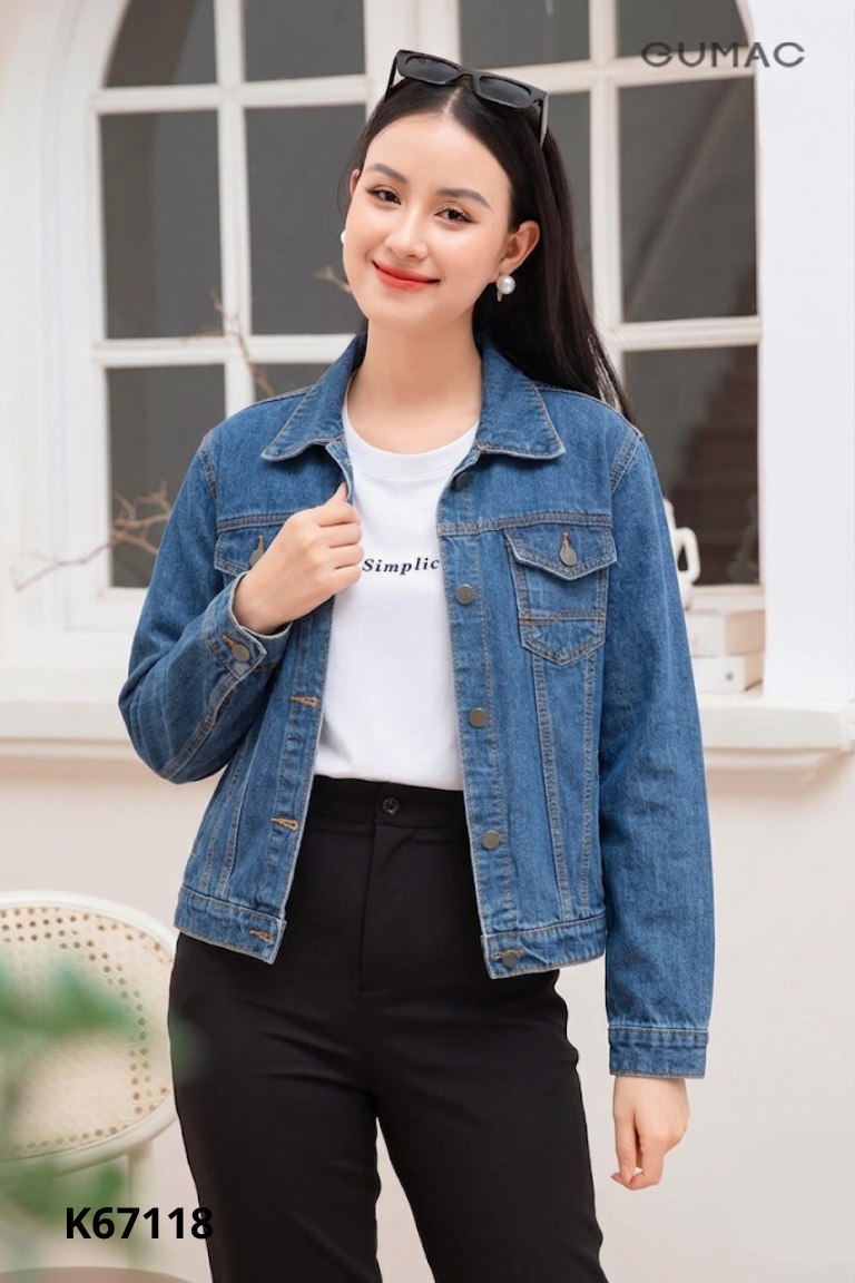 Áo khoác jeans xanh đậm phối túi