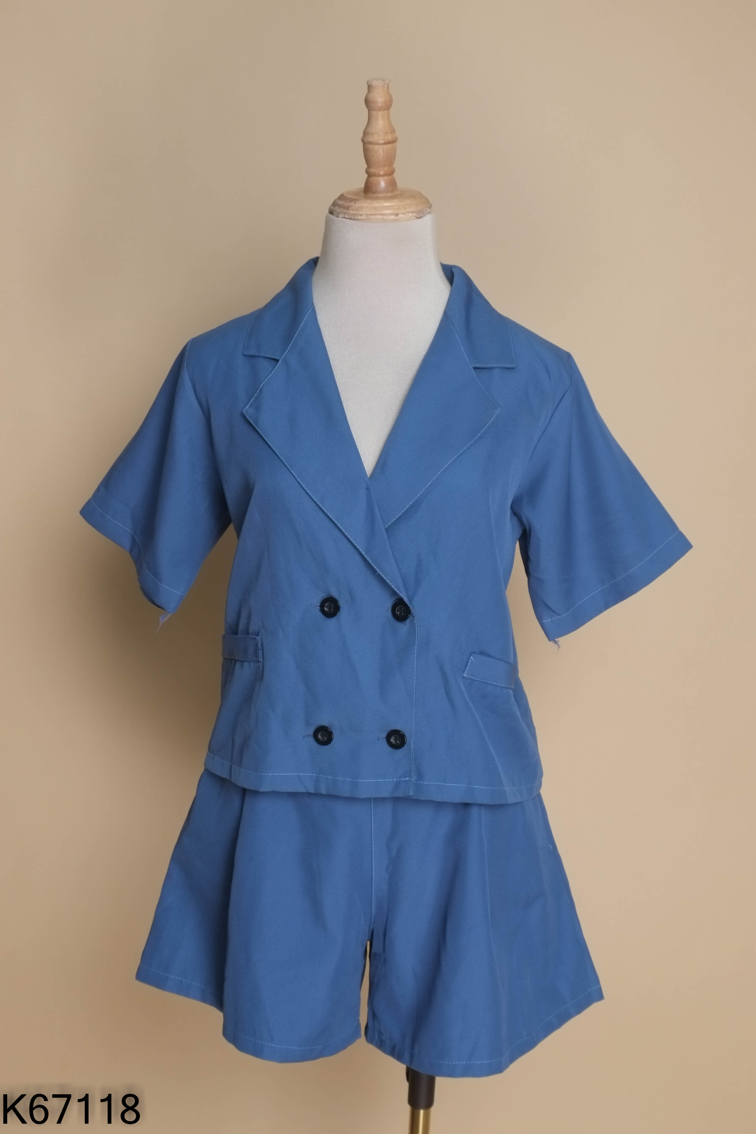 Set Áo blazer xanh ngắn + Quần short
