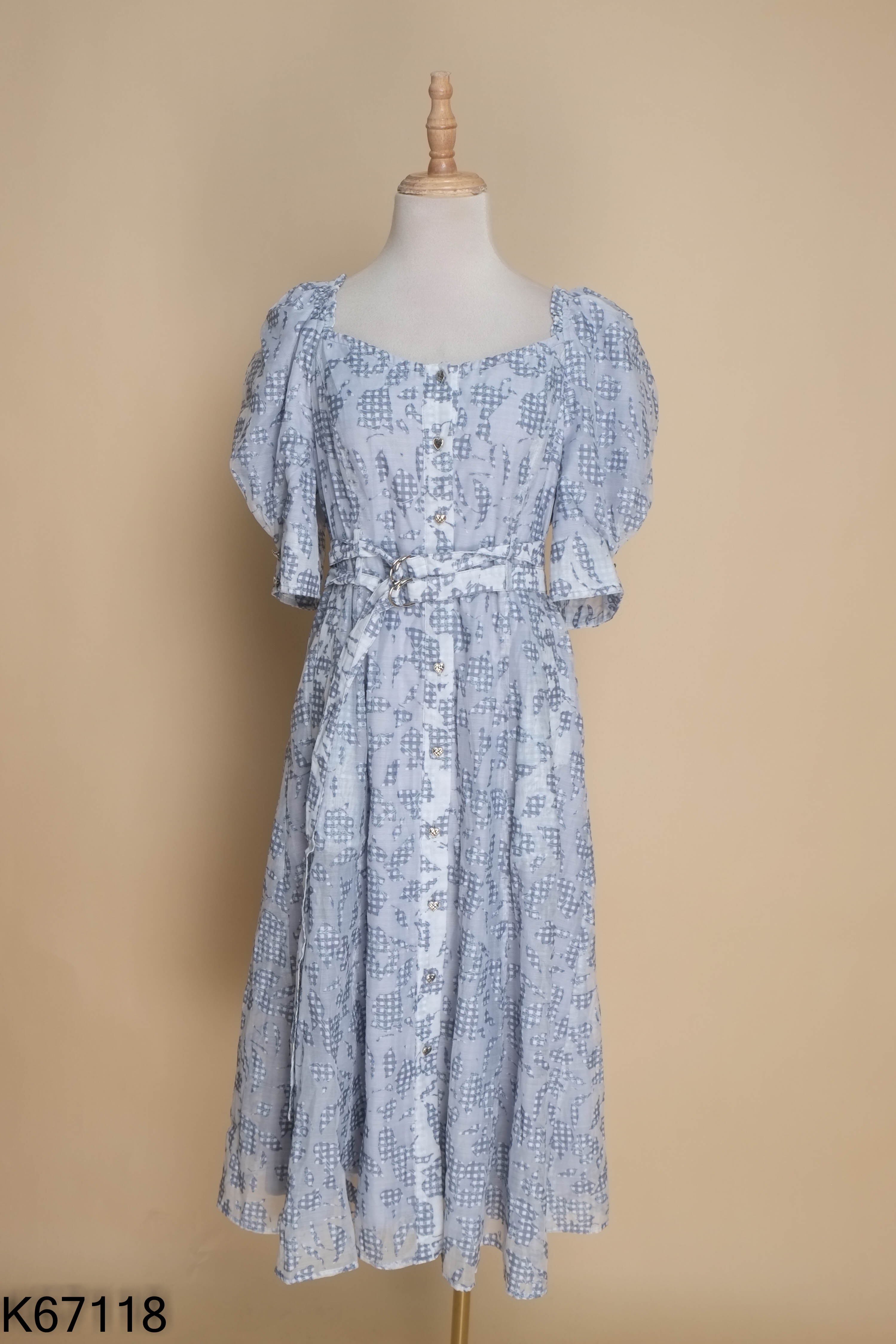 Váy xanh ONLY cổ vuông phối dây eo