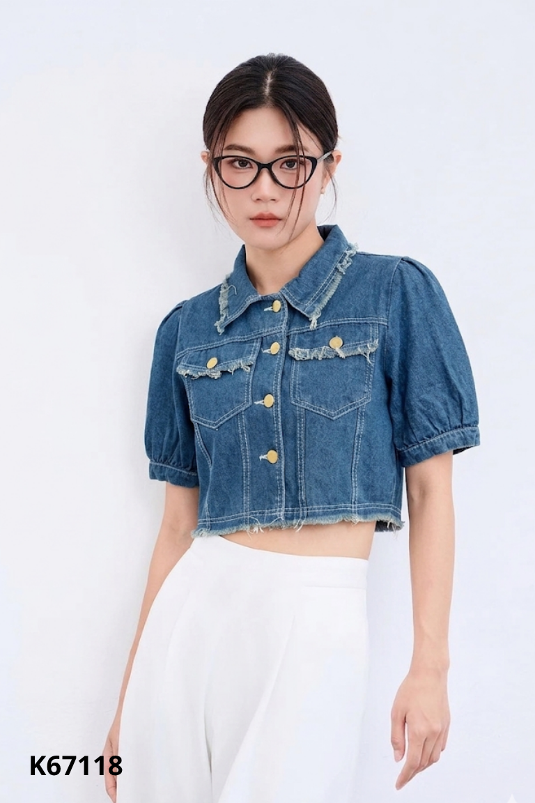 Áo khoác croptop jeans xanh viền tua rua