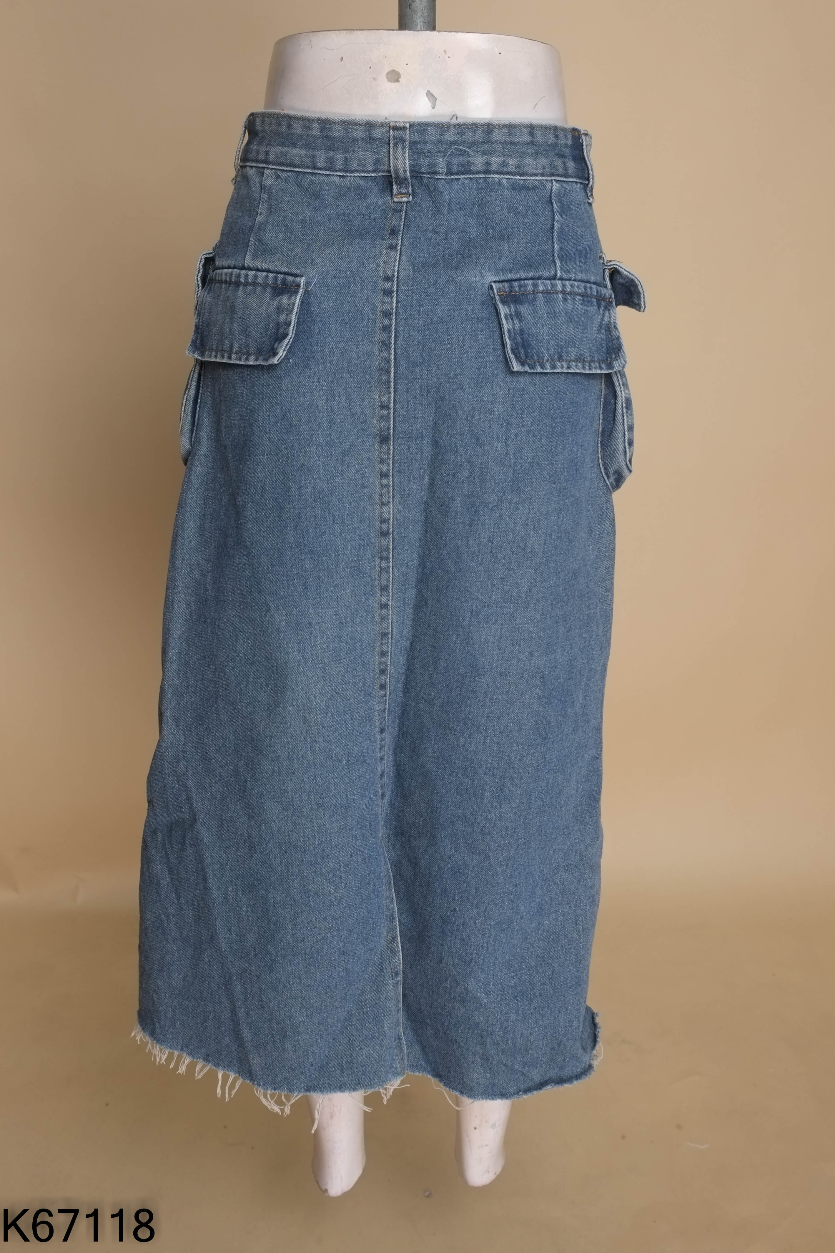 Chân váy jeans dài xanh túi hộp