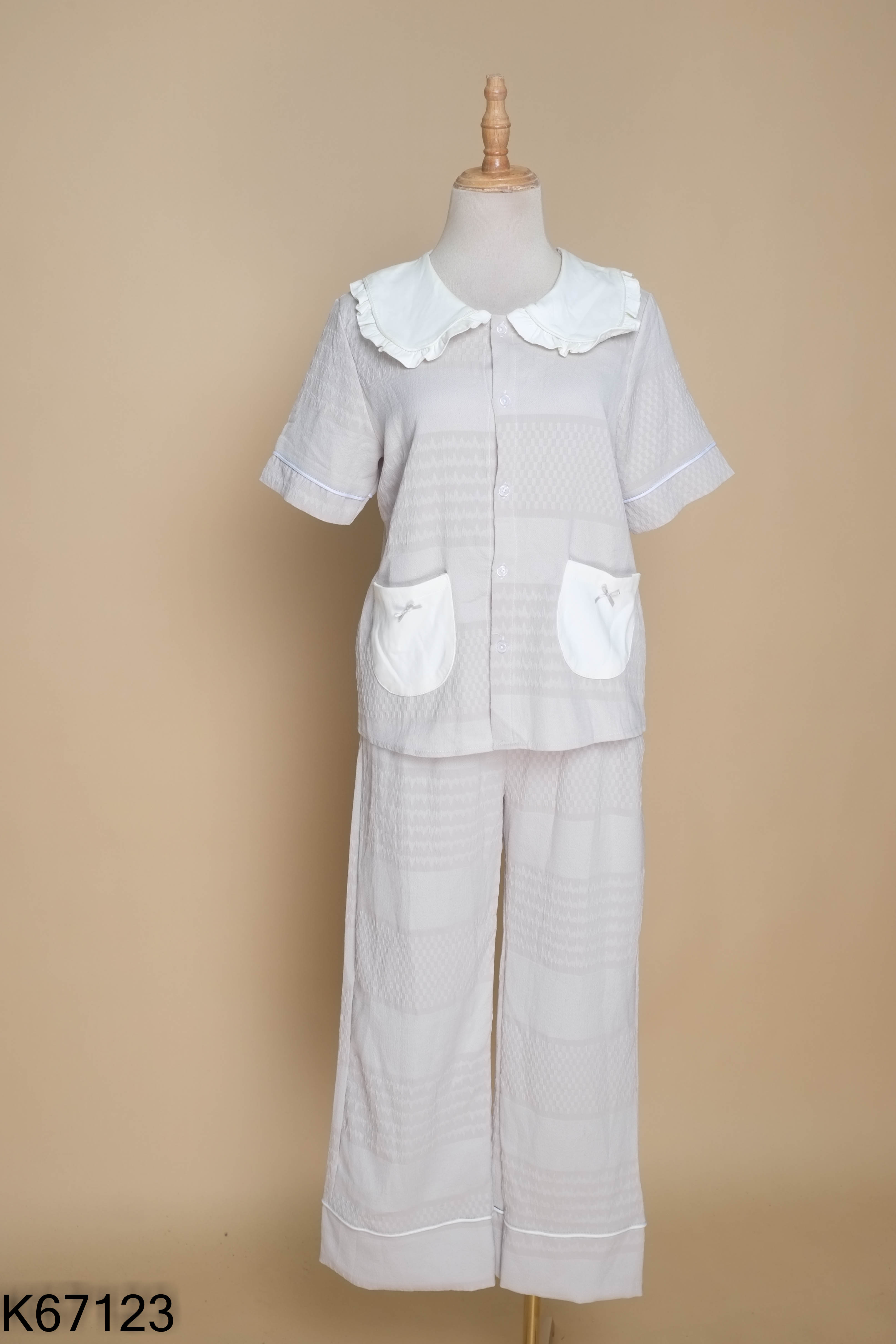NEWTAG Set Pijama xám trắng