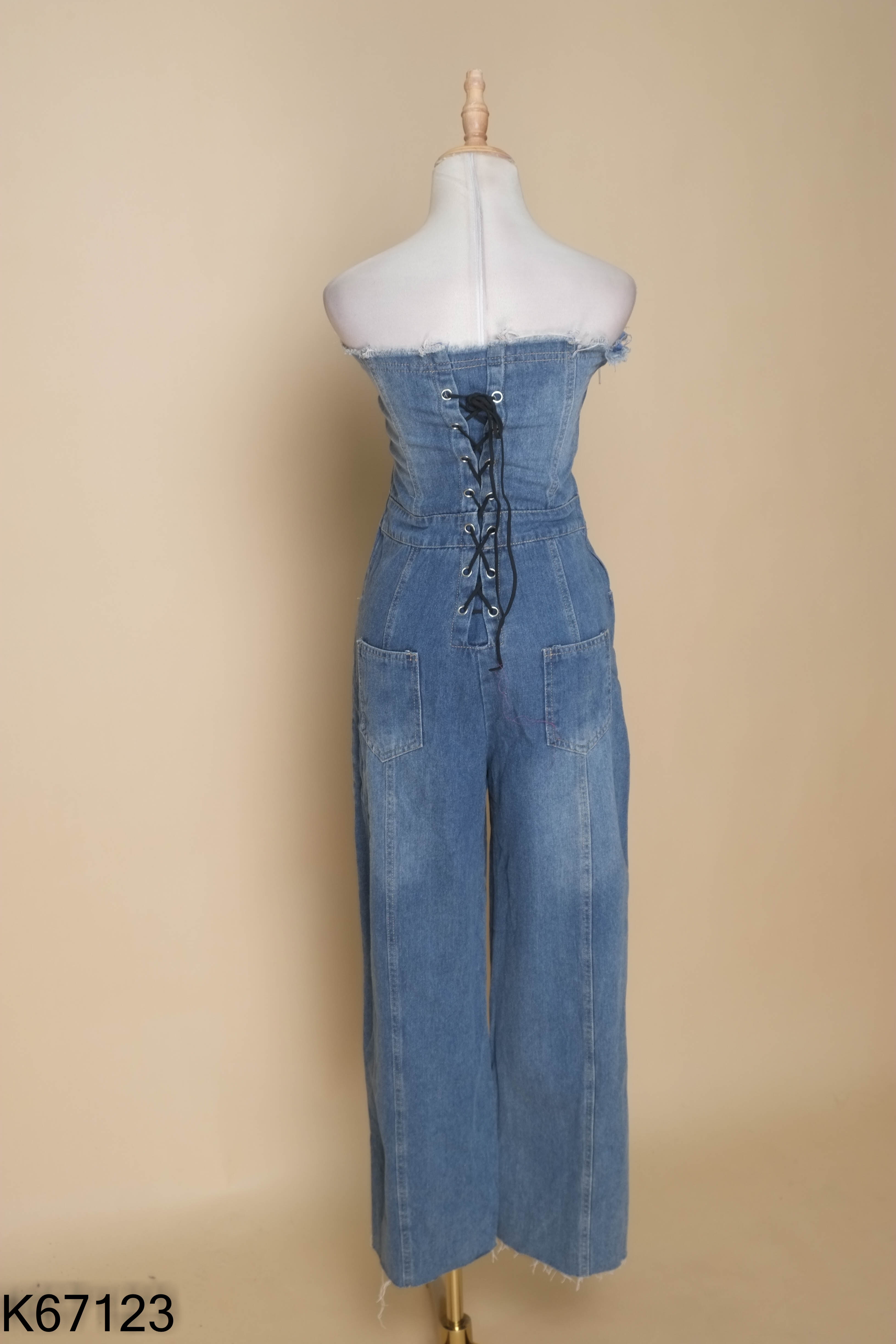 Jumpsuit jeans xanh cúp ngực