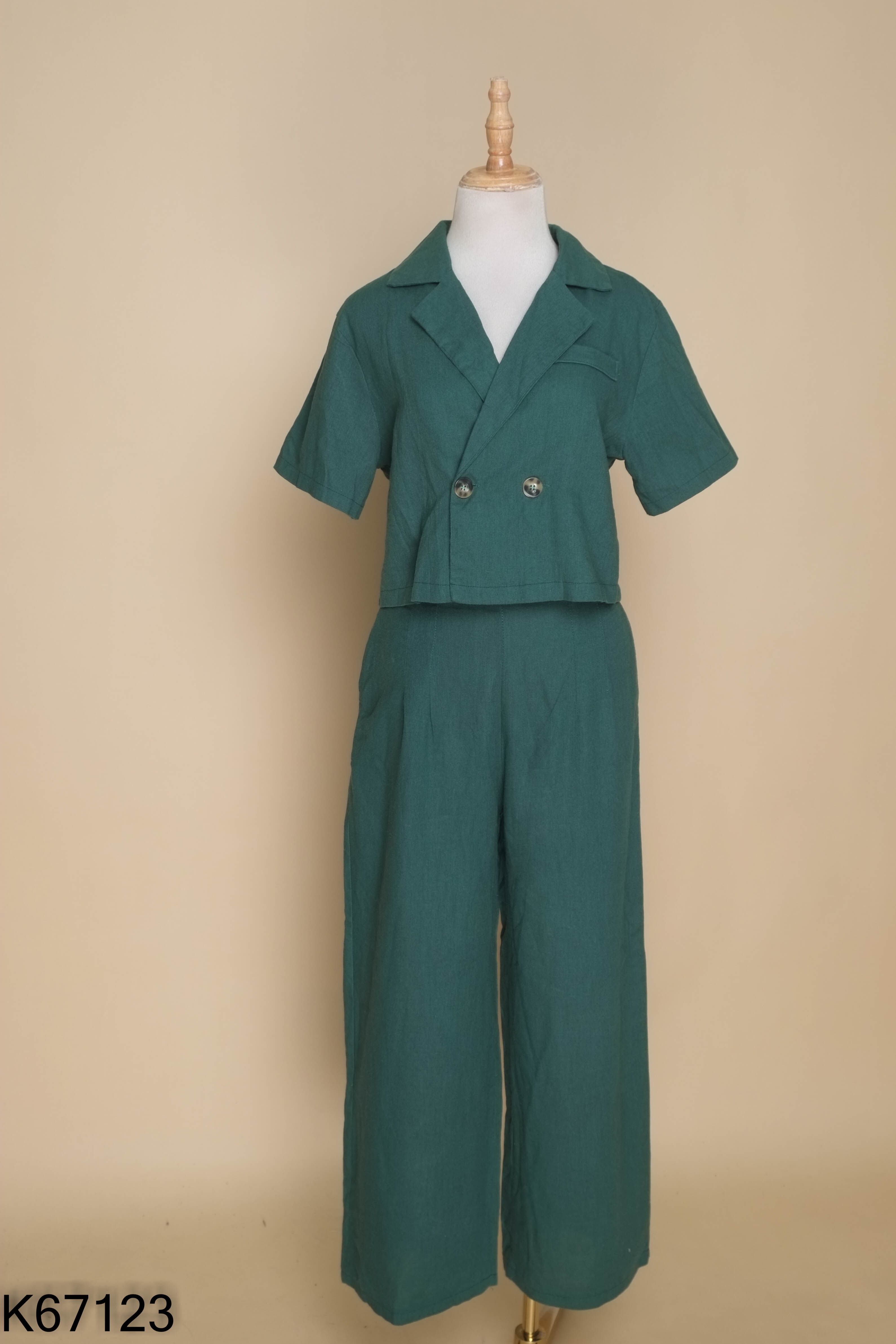 Set Áo blazer xanh ngắn T'ACHI + Quần dài