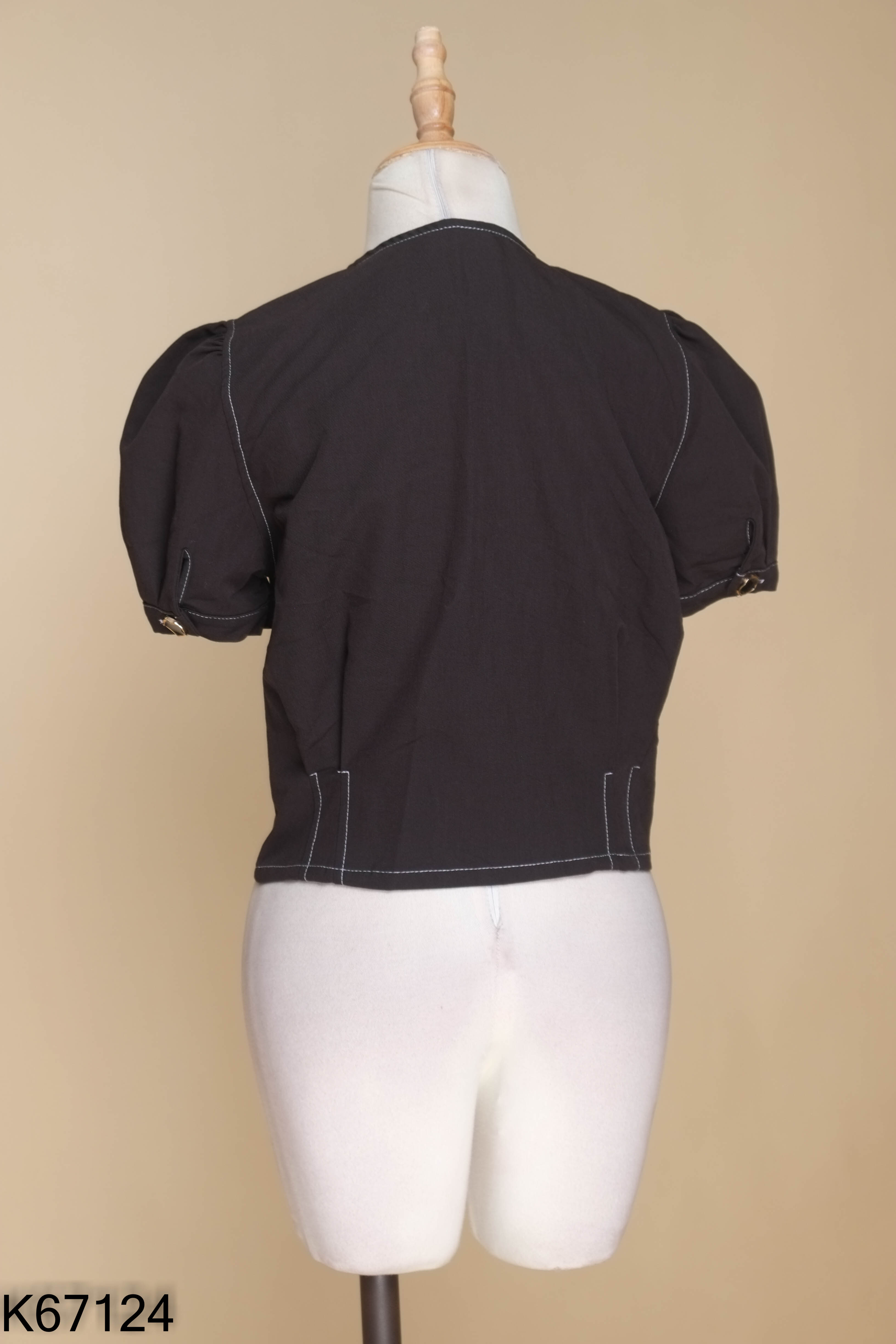 Áo đe tay phồng viền chỉ
