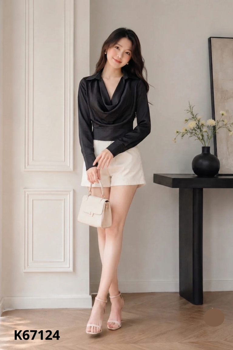Áo lụa đen cổ đỏ