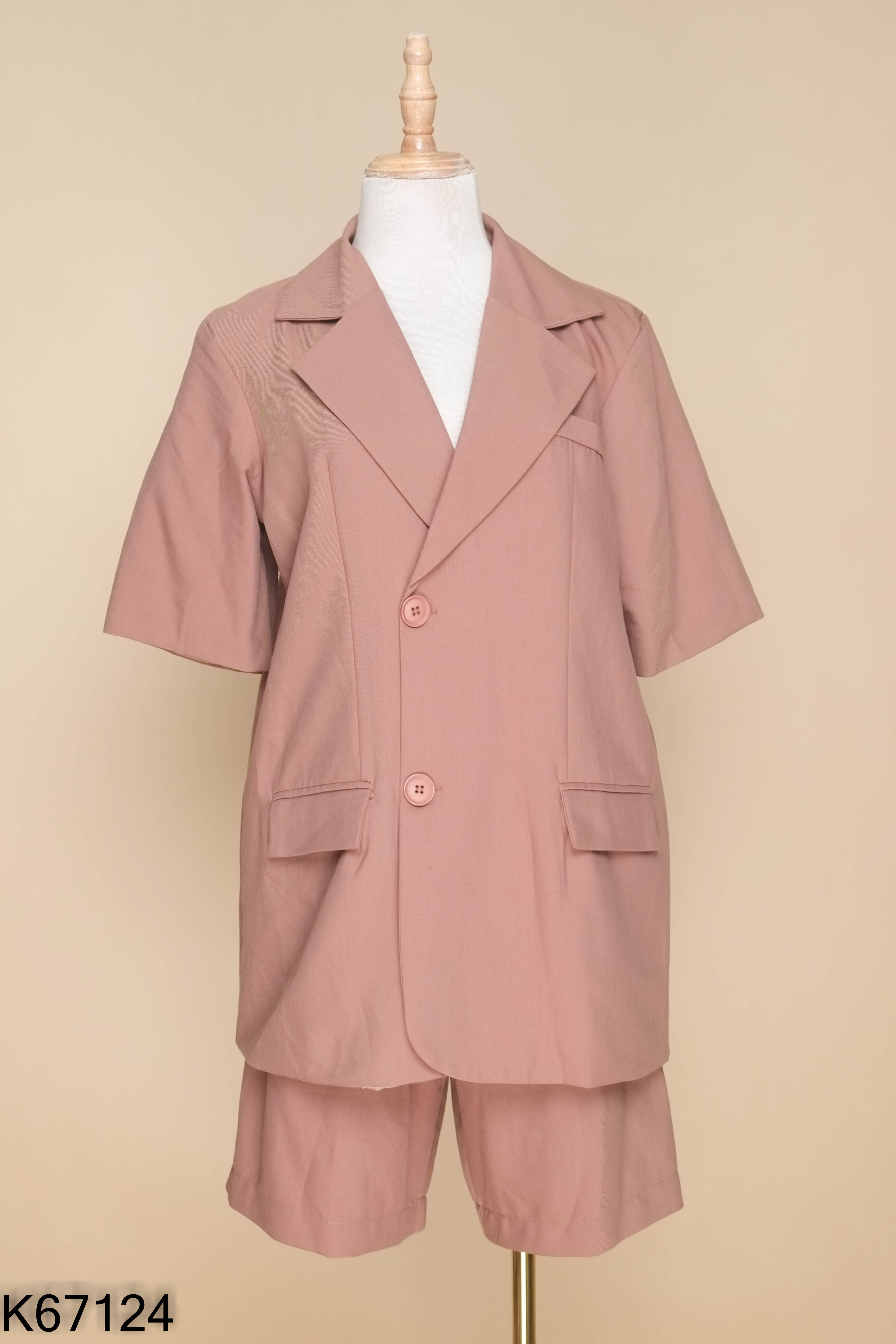 Set Áo blazer nâu ngắn tay + quần shorts