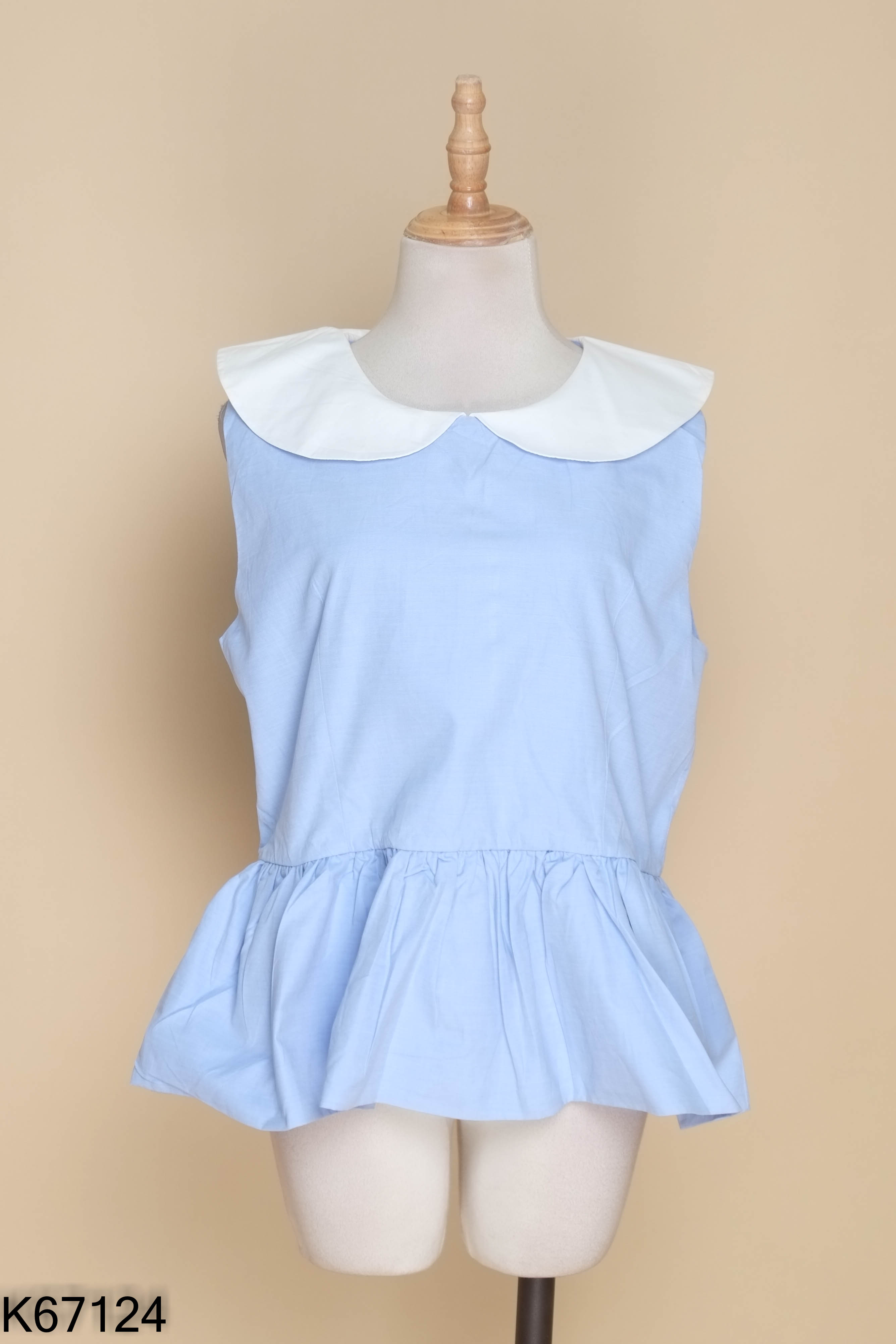 Áo WGWE xanh cổ trắng