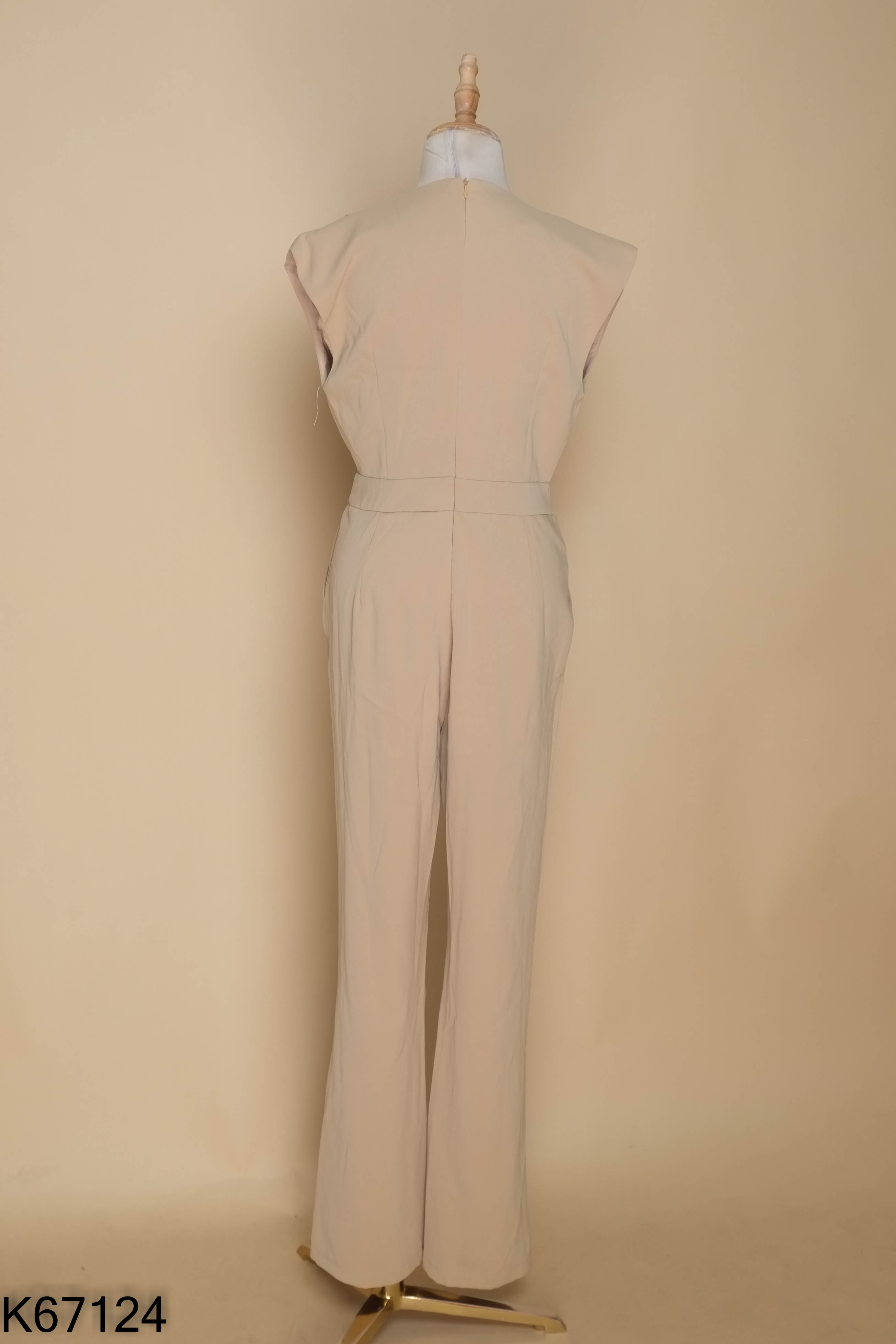 Jumpsuits be cổ V
