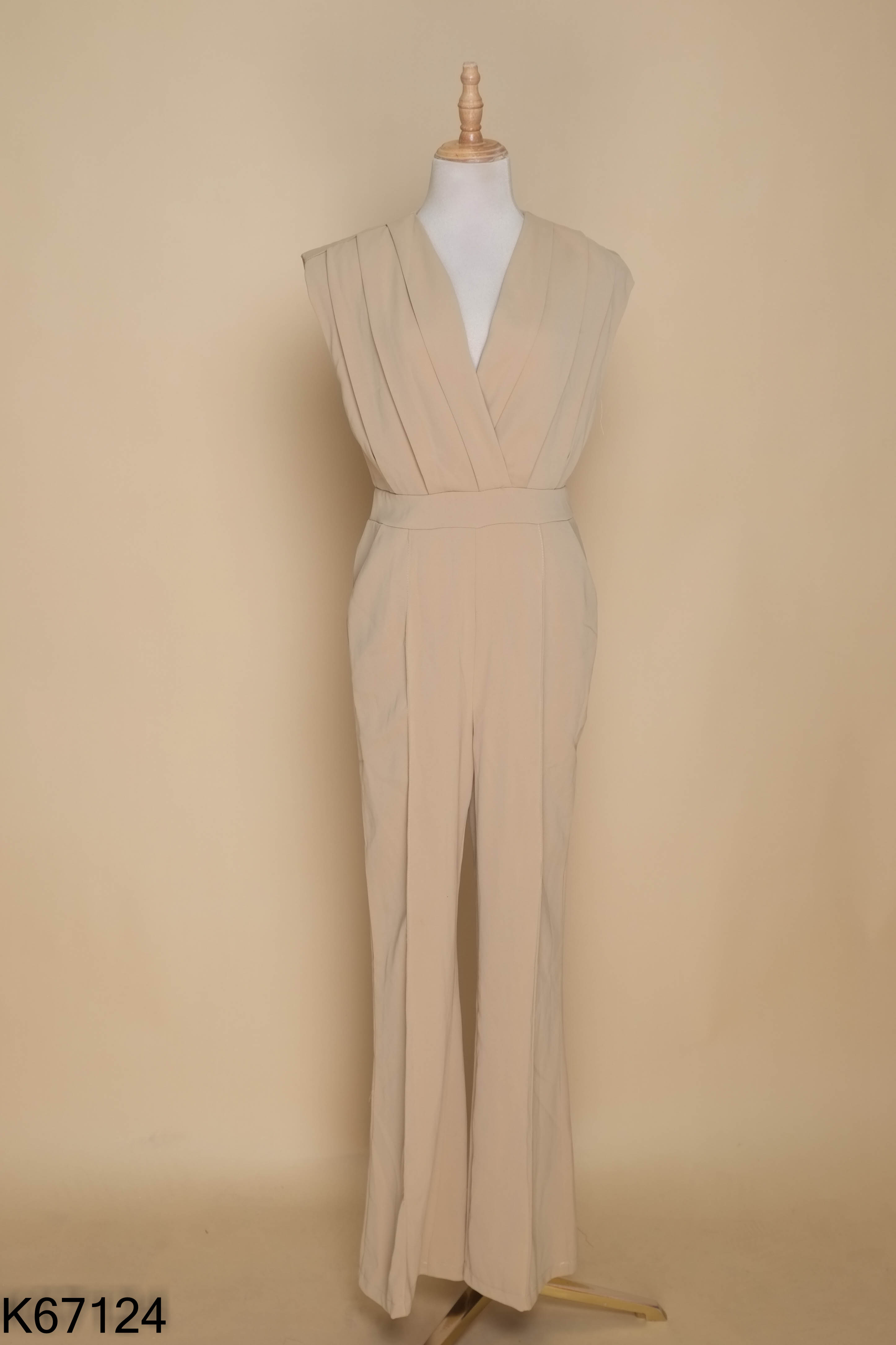 Jumpsuits be cổ V