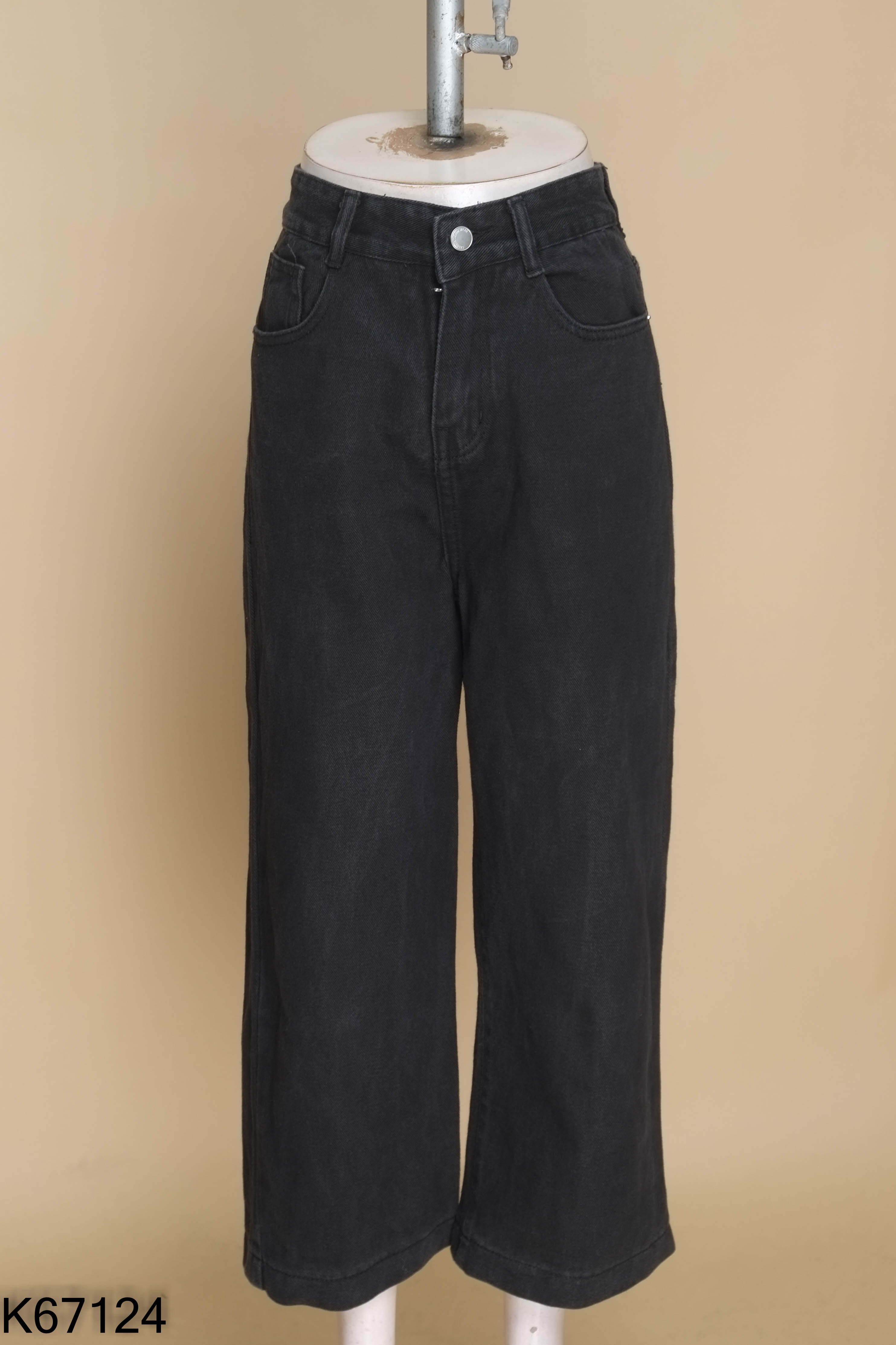 Quần jeans đen trơn