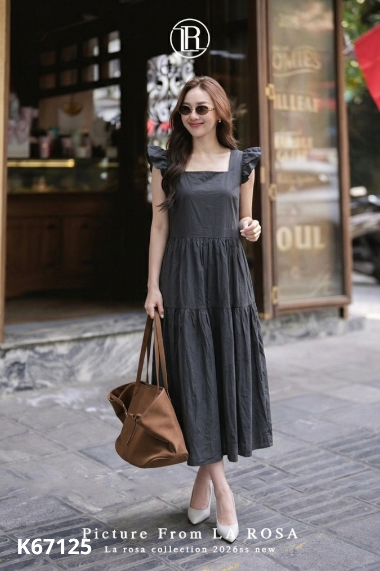 Váy babydoll đen sát nách trơn