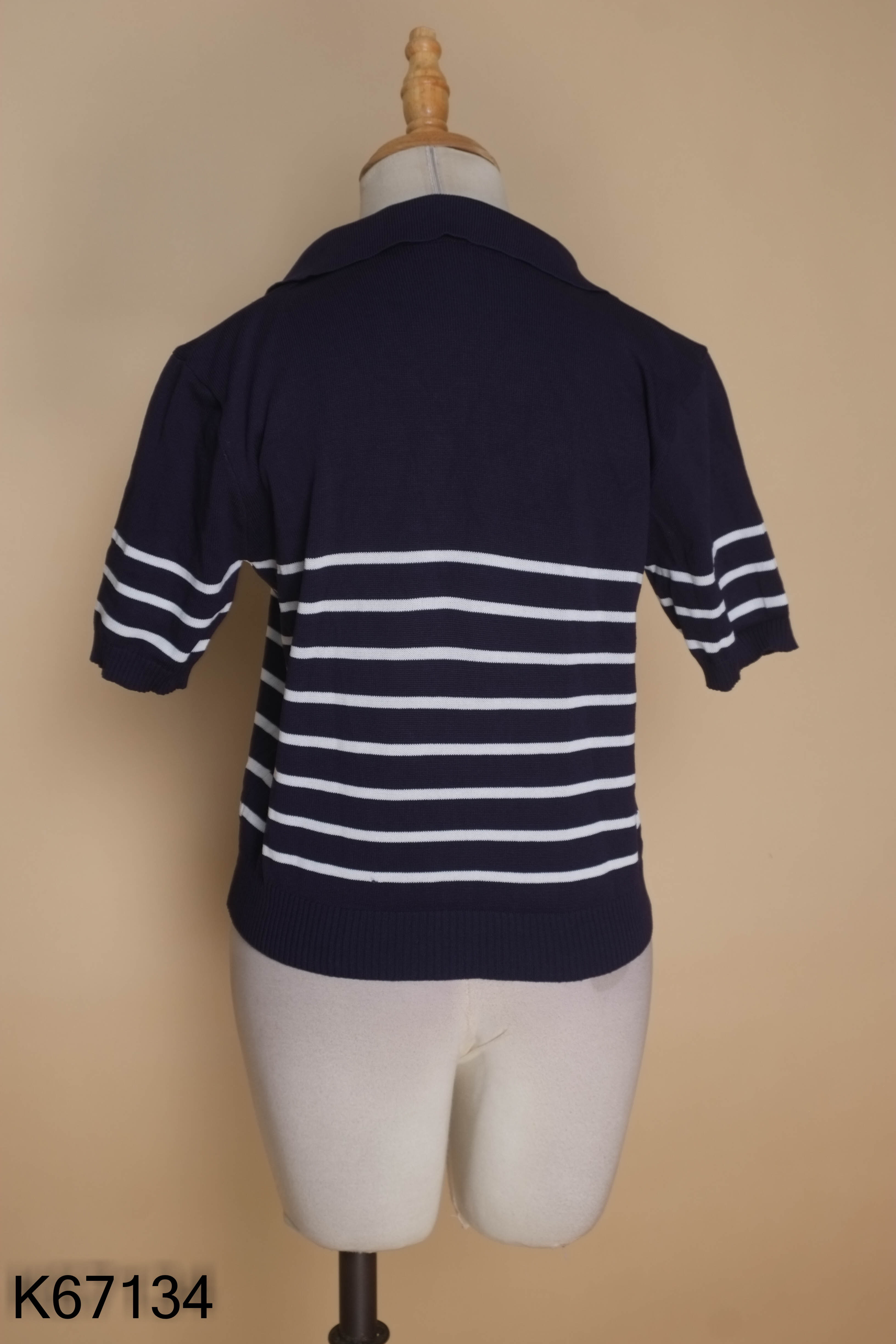 Áo polo xanh kẻ thêu ngựa