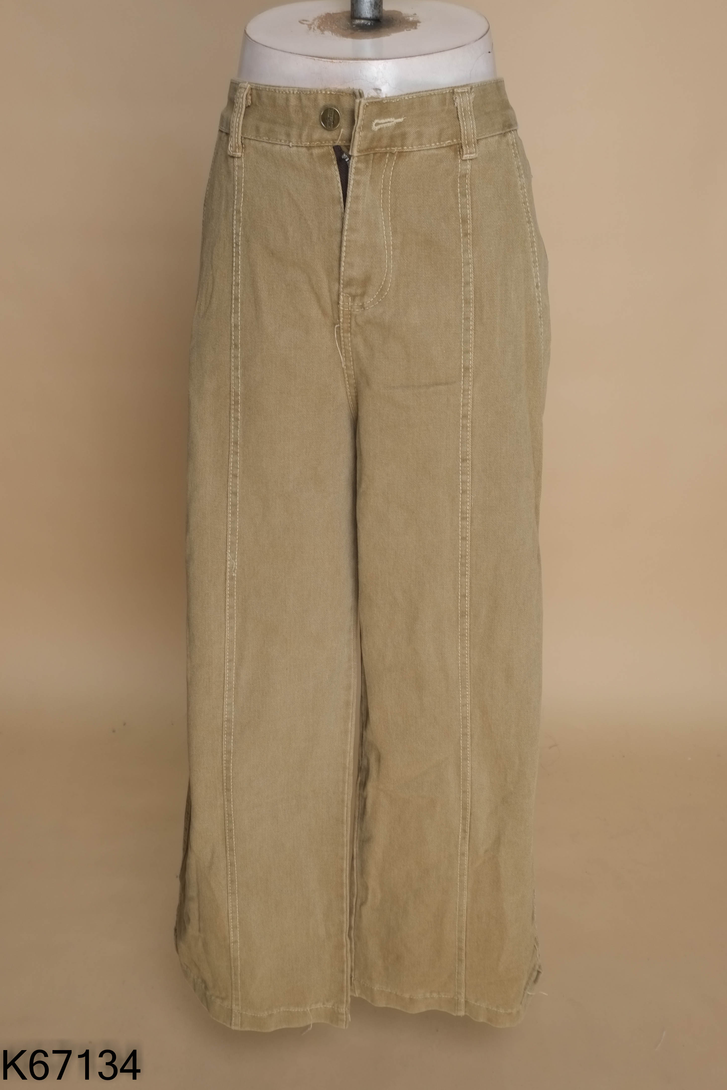 Quần jeans nâu suông