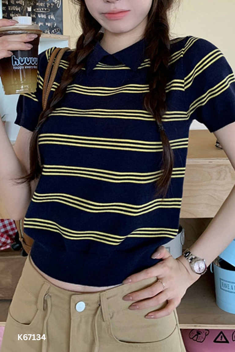 Áo xanh polo kẻ vàng